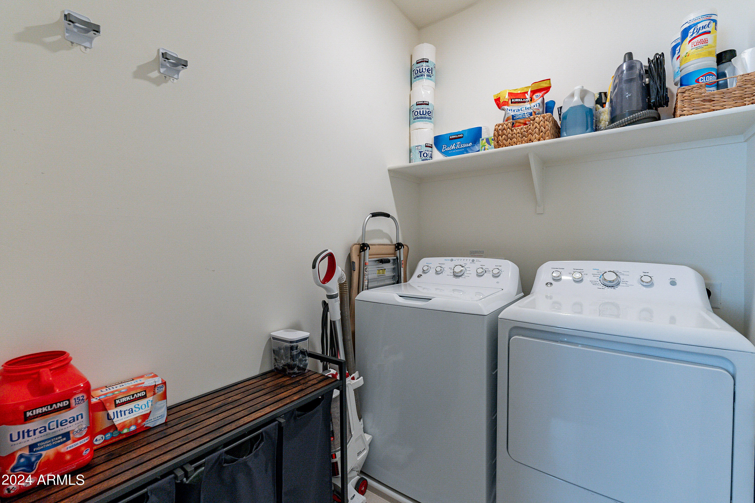 2157 W Harmont Drive