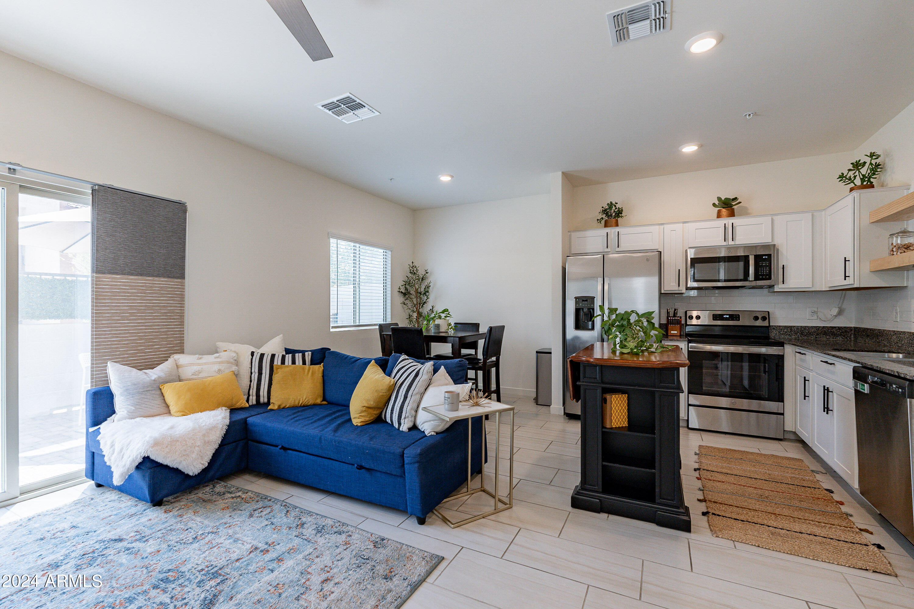 2157 W Harmont Drive