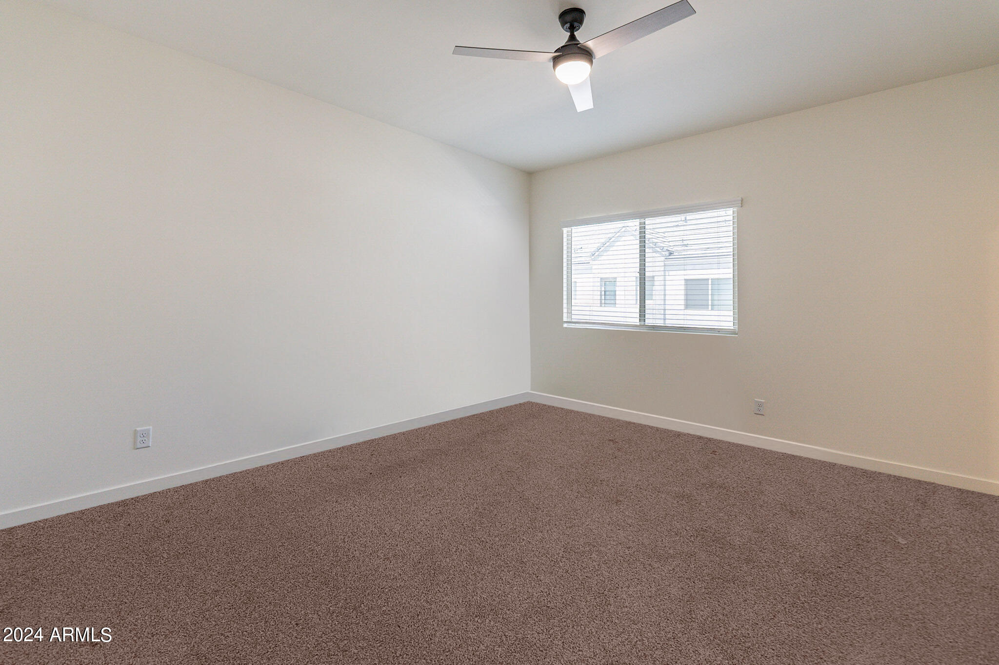 2157 W Harmont Drive