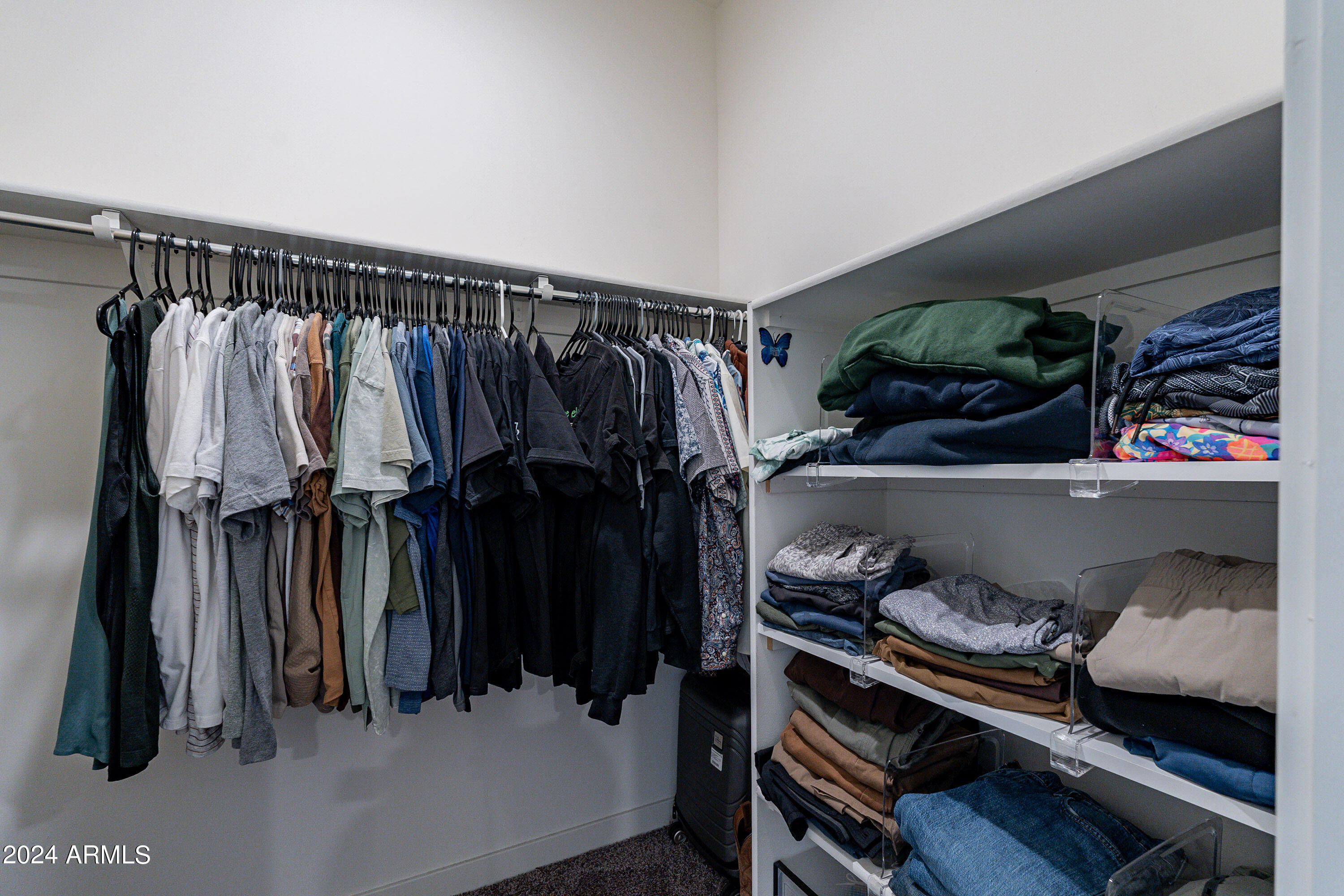 2157 W Harmont Drive