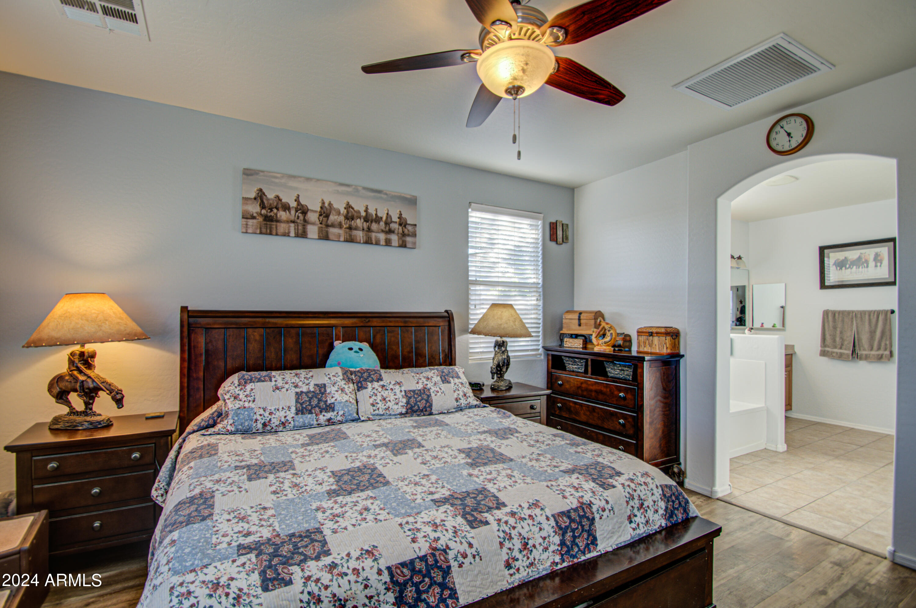 731 E PASTURE CANYON Drive