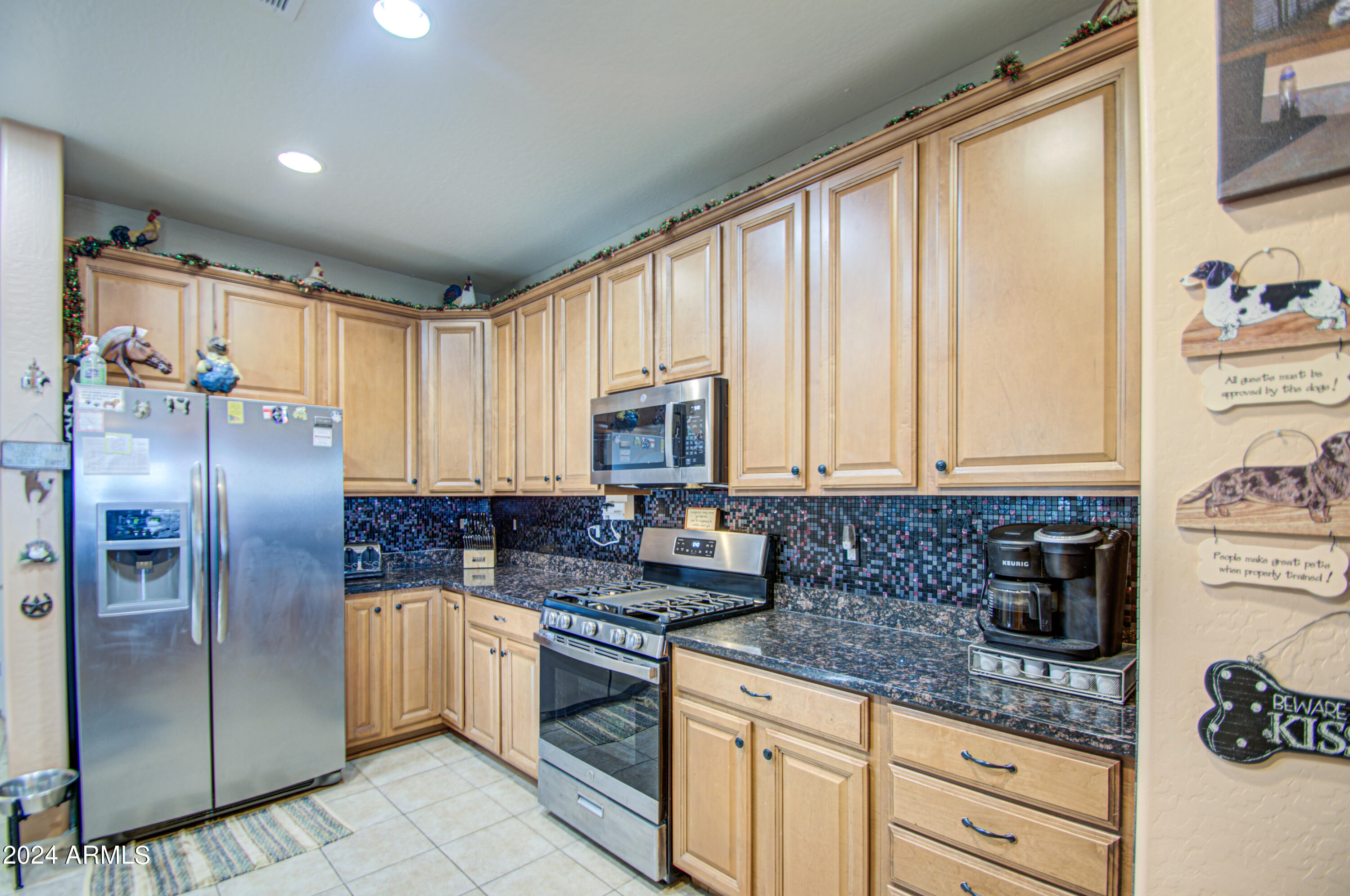 731 E PASTURE CANYON Drive