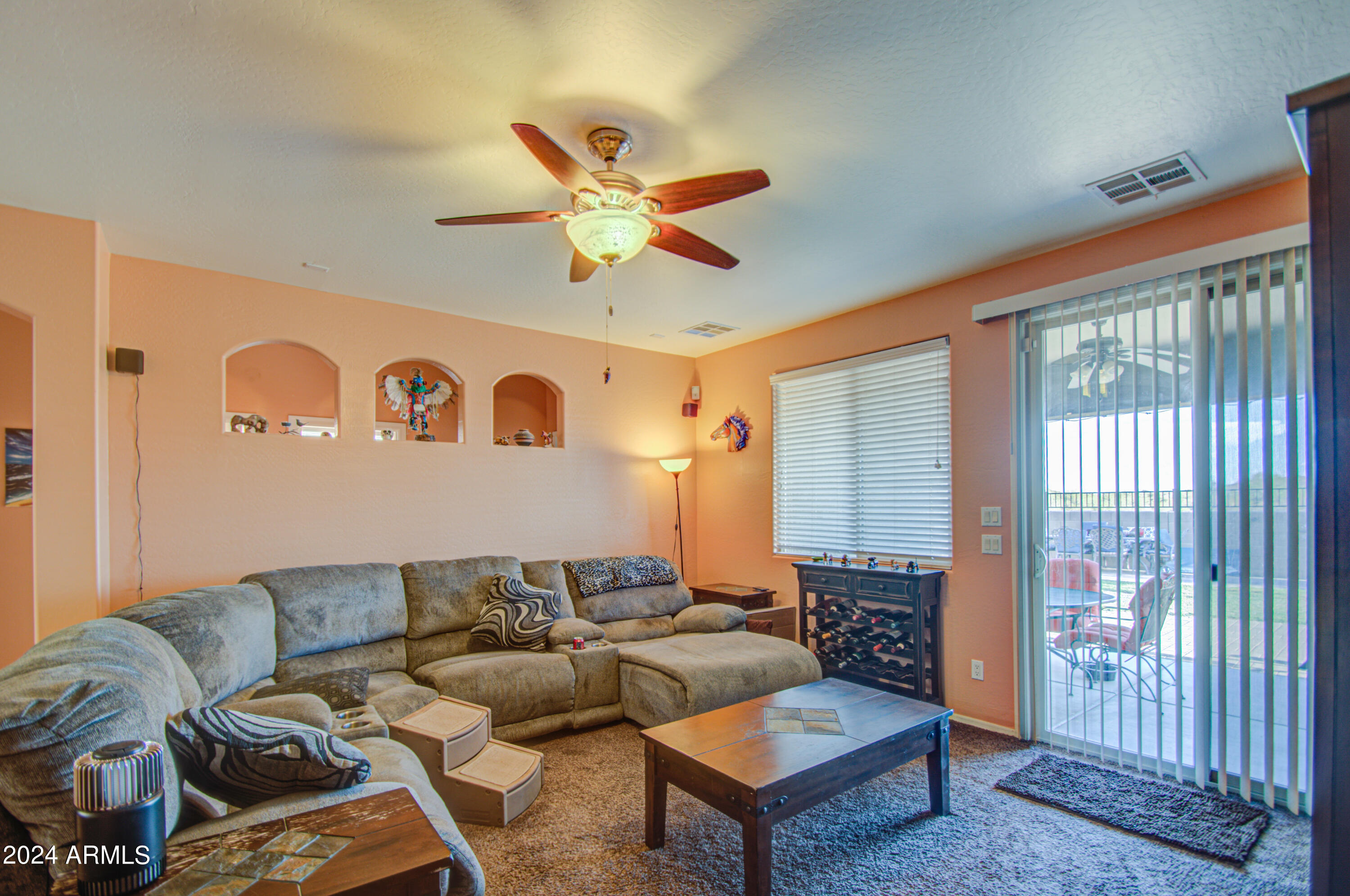 731 E PASTURE CANYON Drive