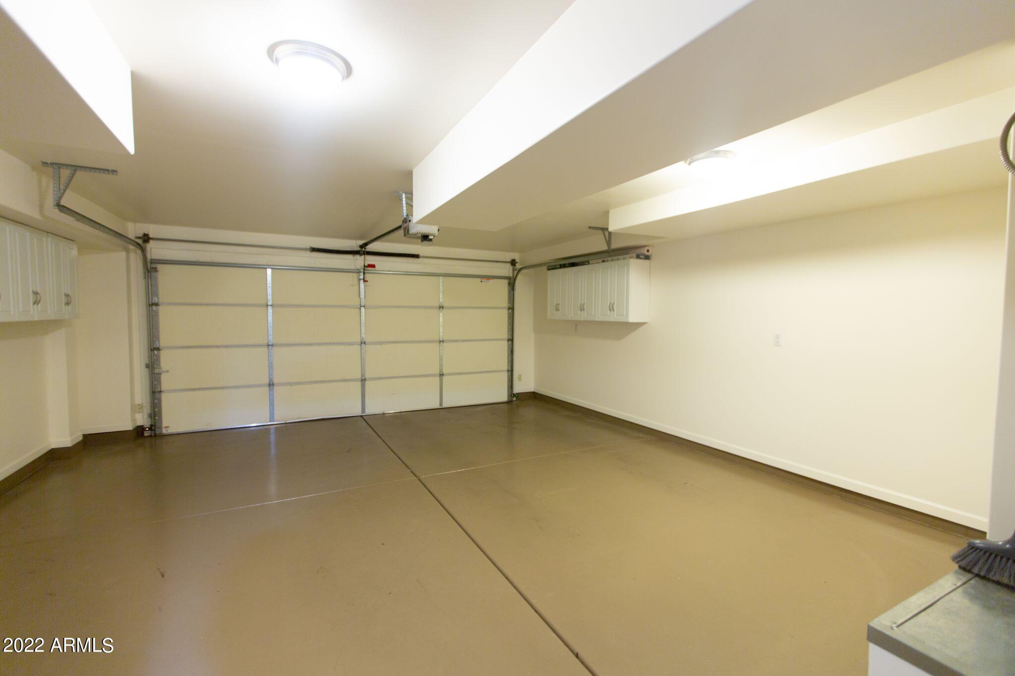 1300 W 5TH Street, 1009