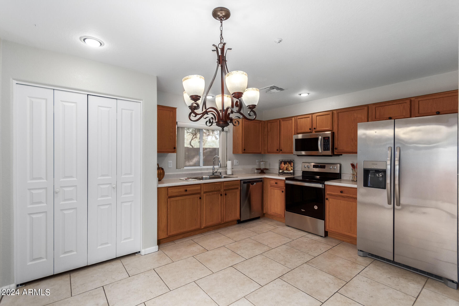 15550 N FRANK LLOYD WRIGHT Boulevard, 1065