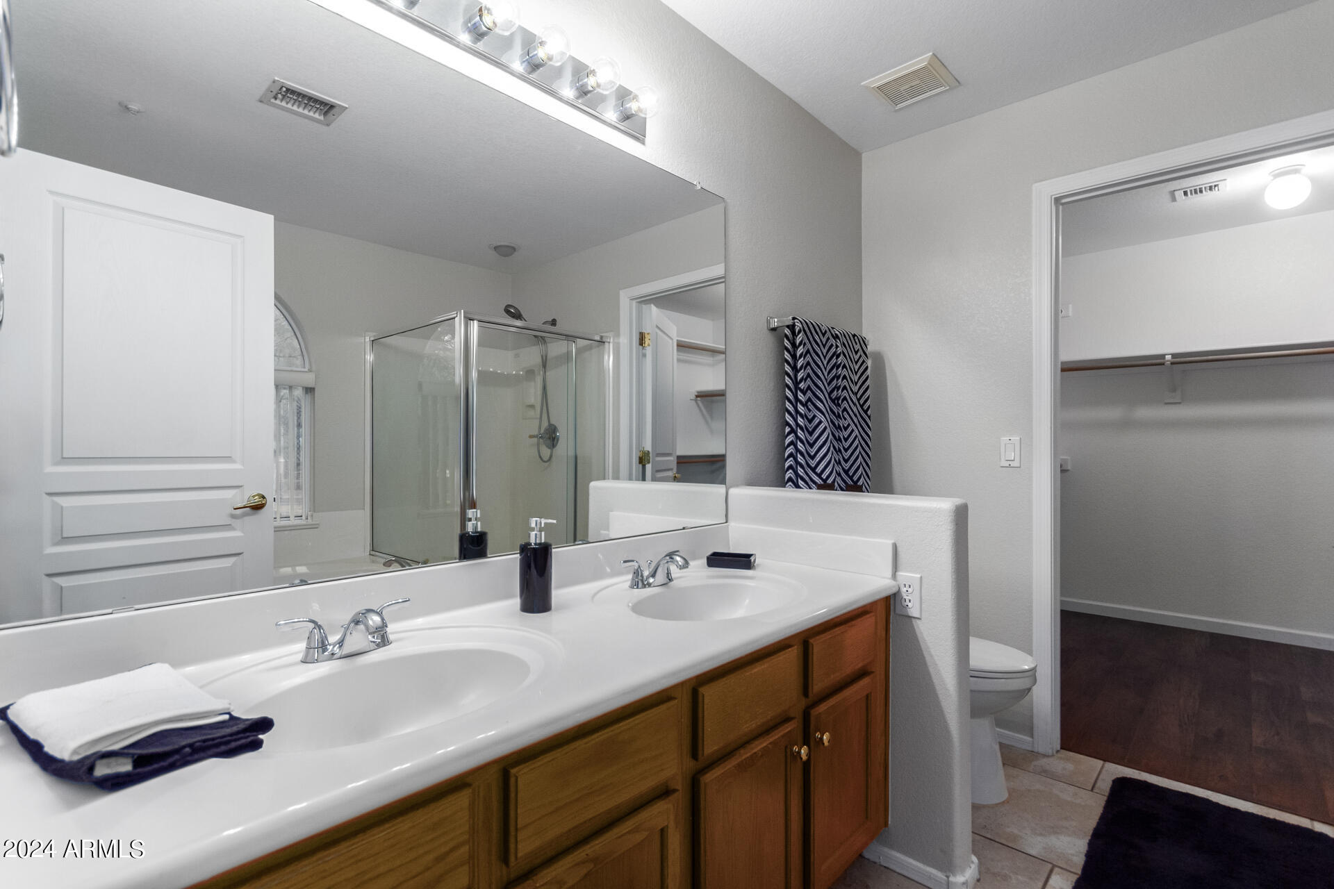 15550 N FRANK LLOYD WRIGHT Boulevard, 1065