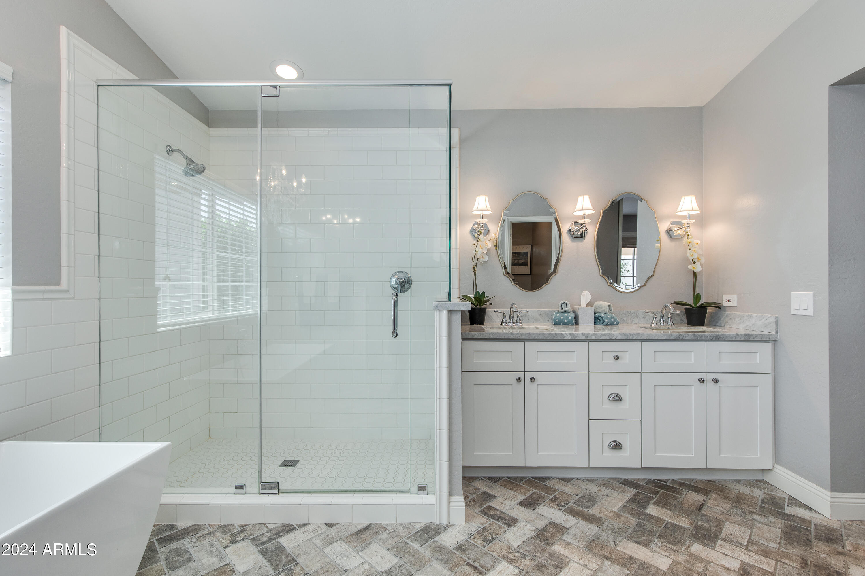 8201 E Sheridan Street