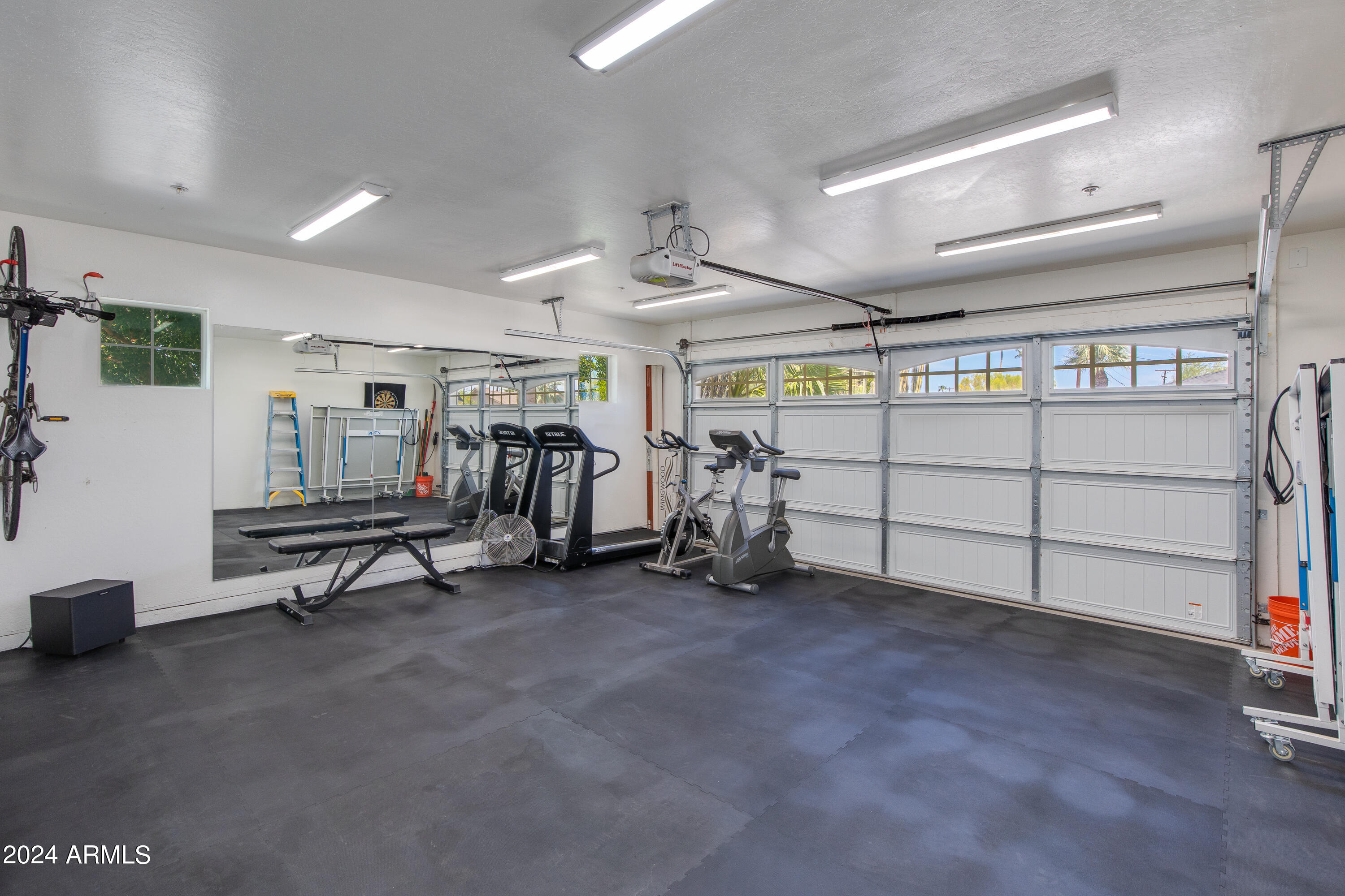 8201 E Sheridan Street