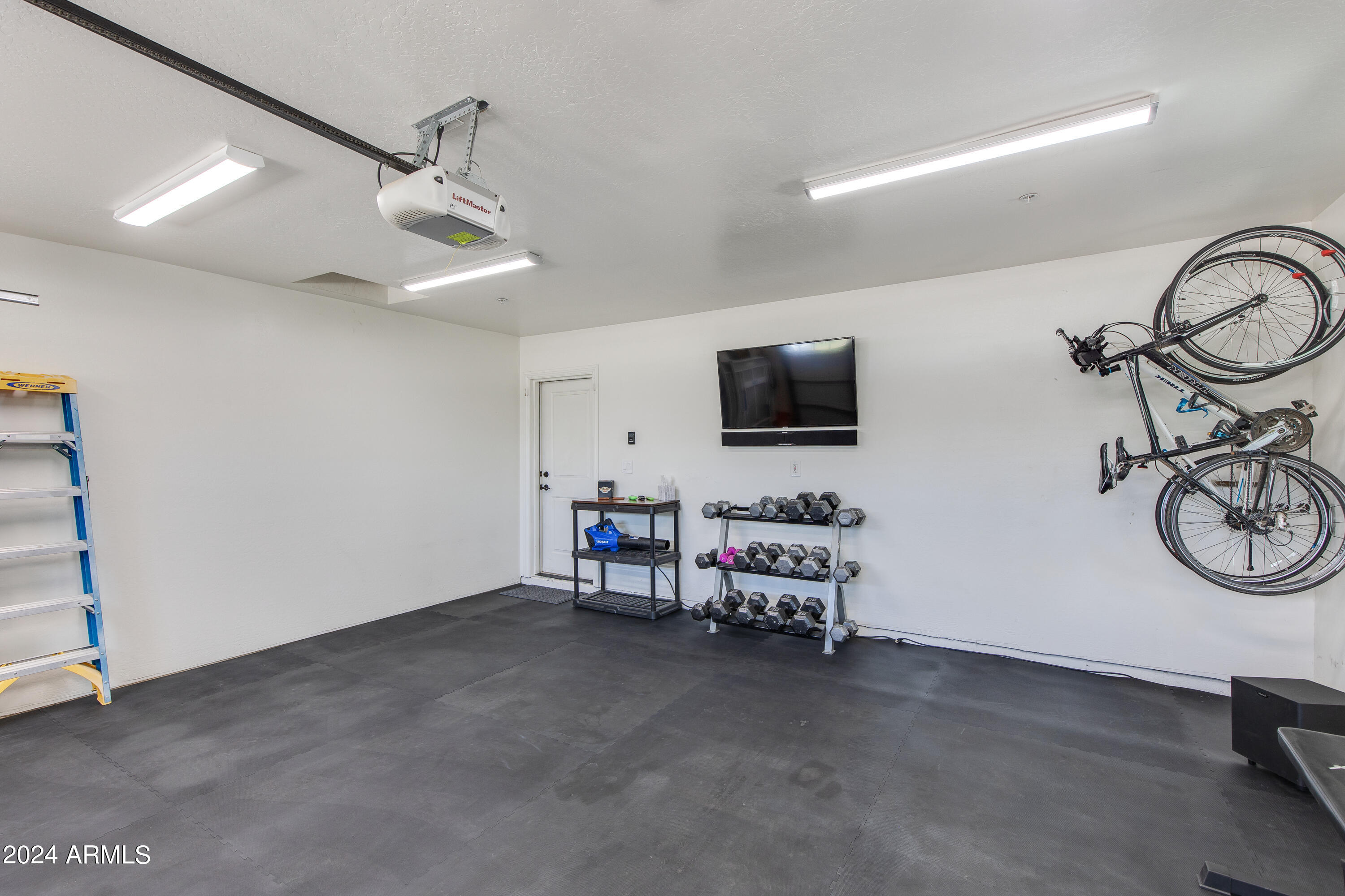 8201 E Sheridan Street