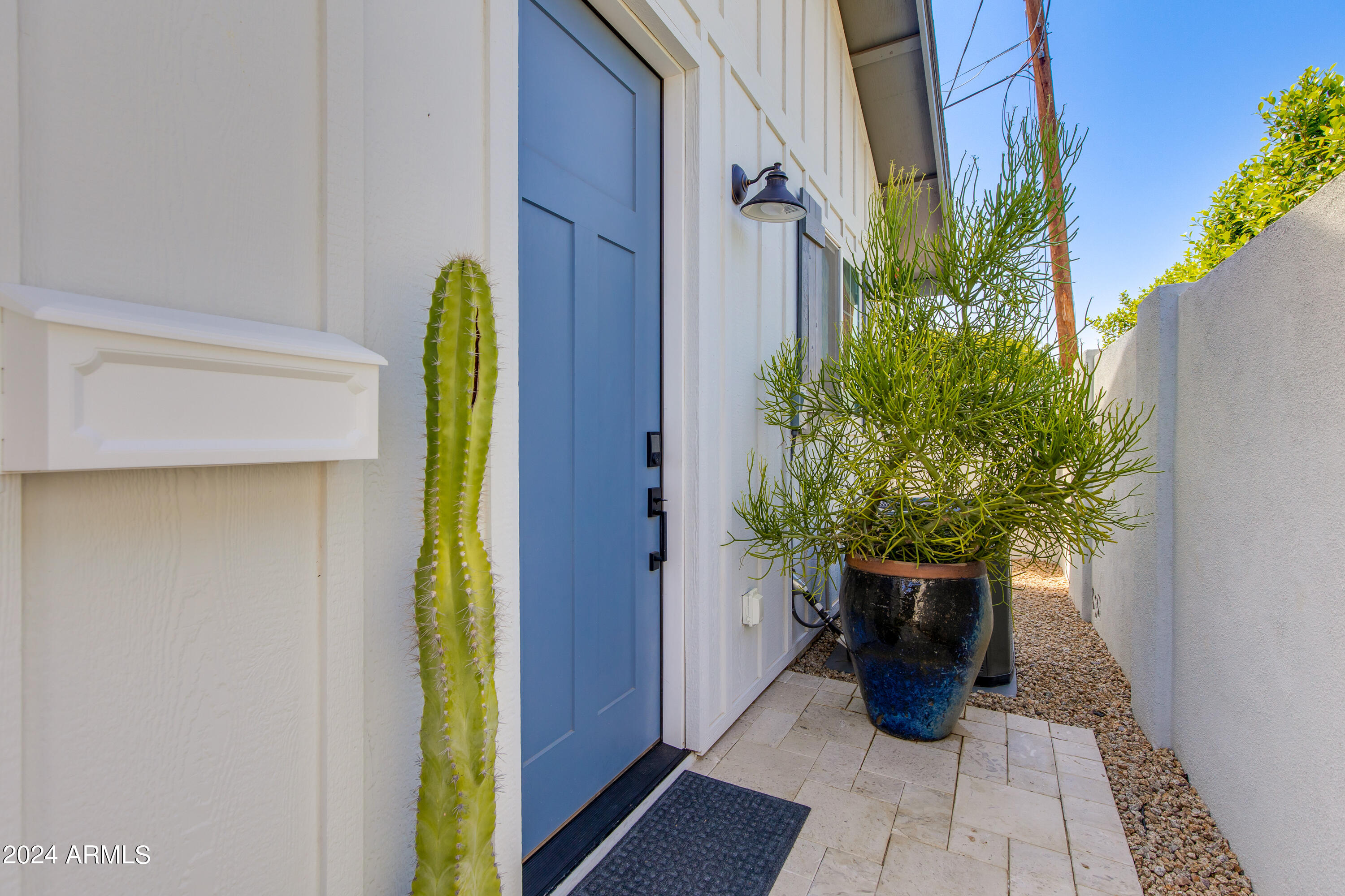 8201 E Sheridan Street