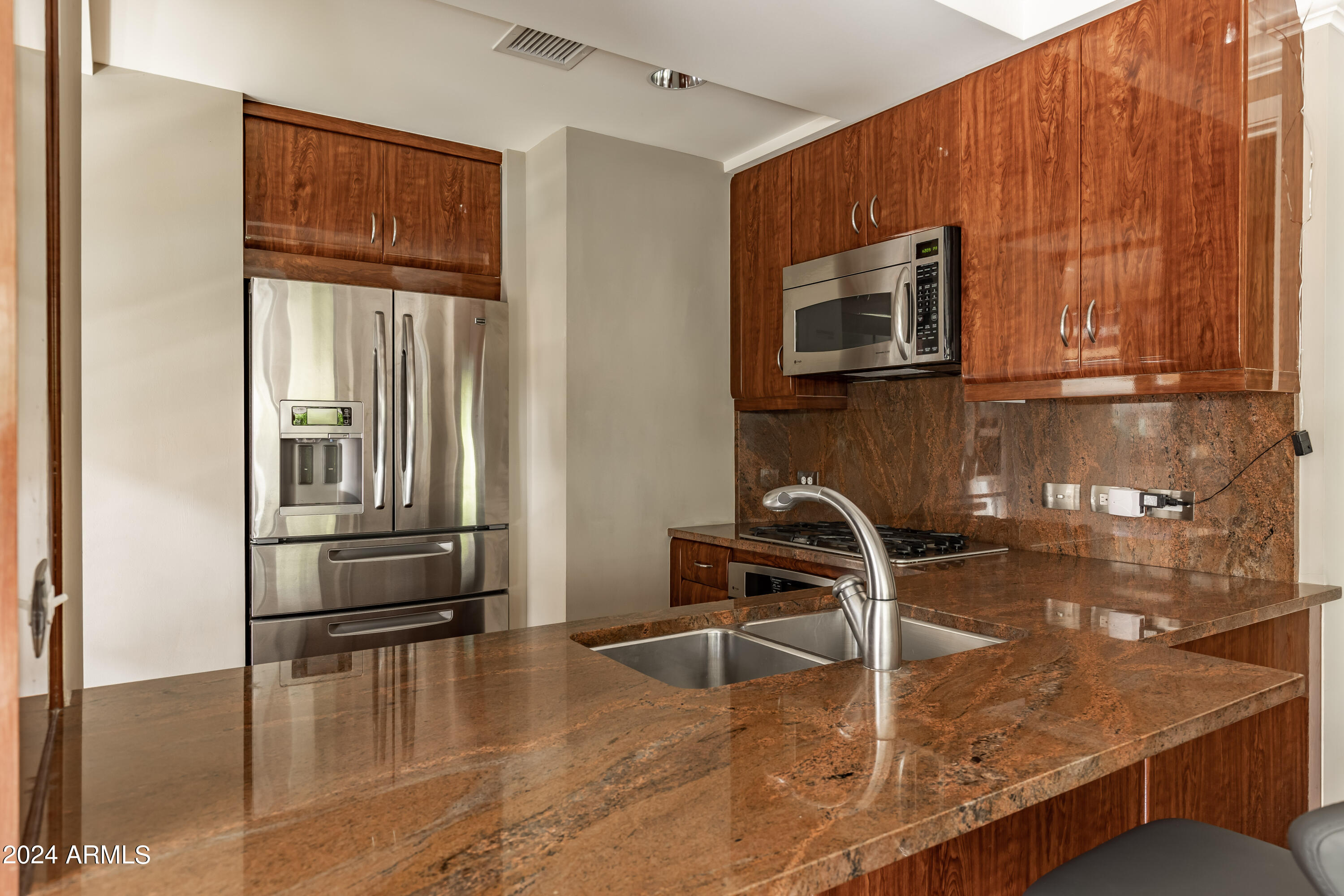 7141 E RANCHO VISTA Drive, 2011