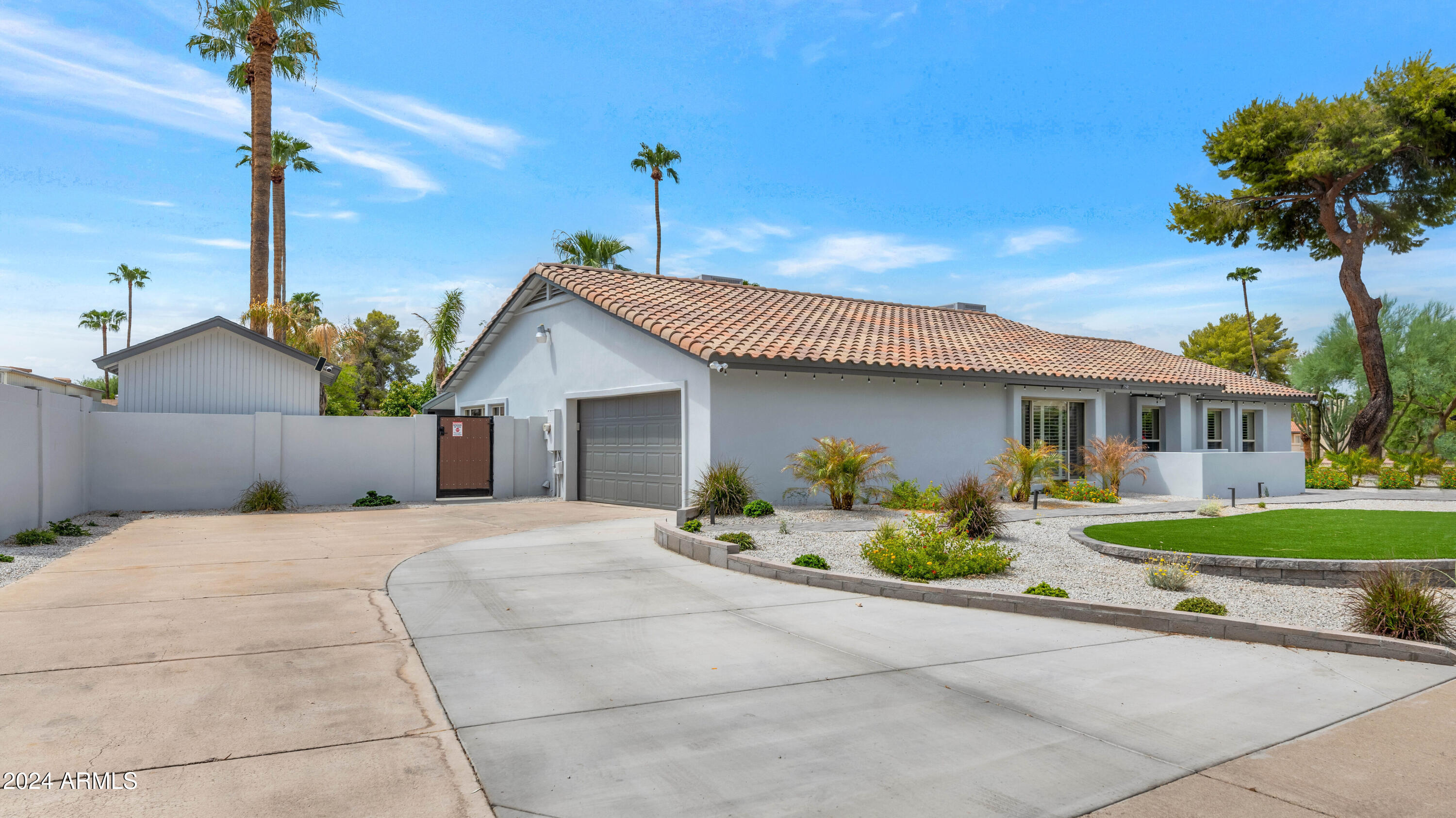 5949 E LARKSPUR Drive