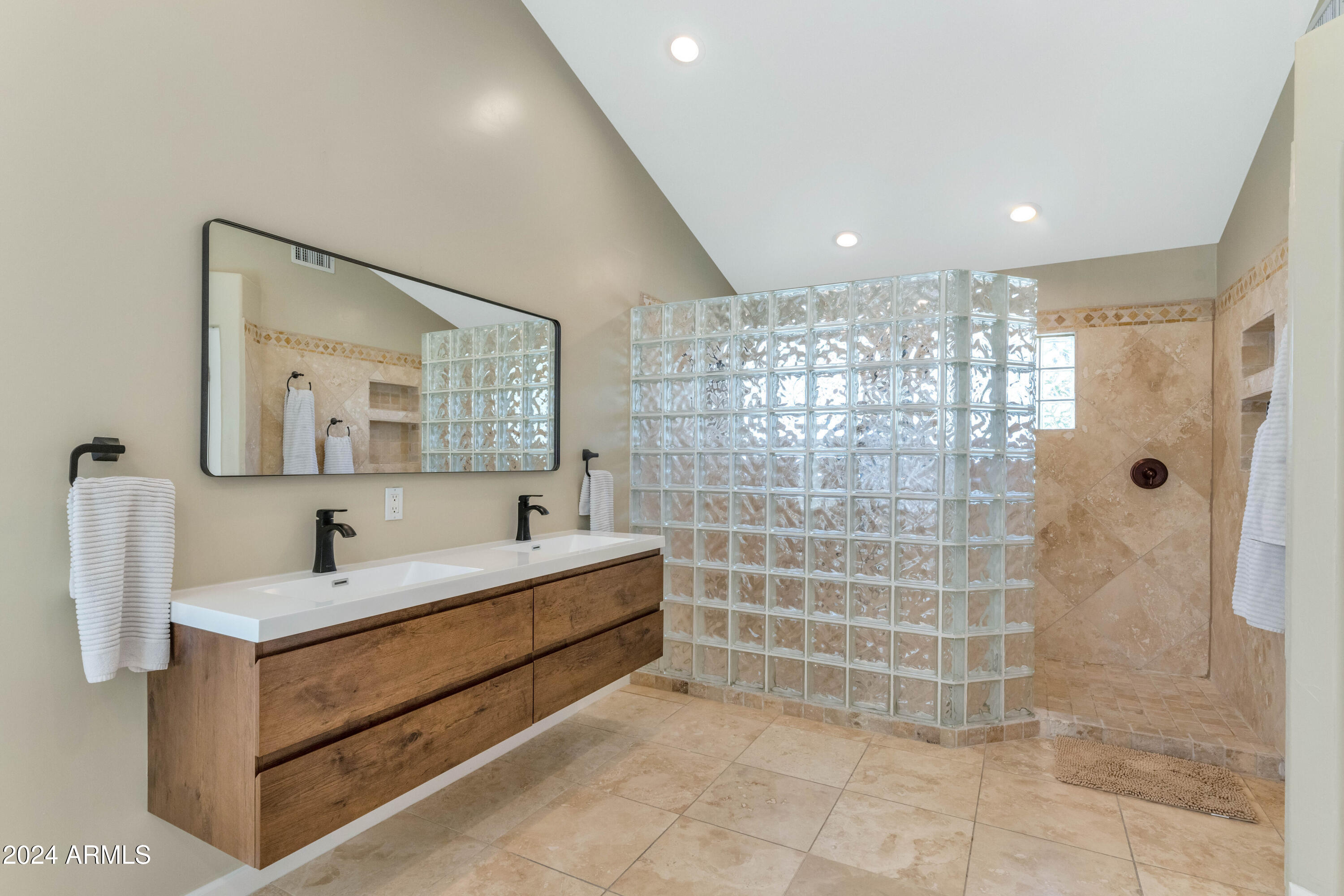 5949 E LARKSPUR Drive