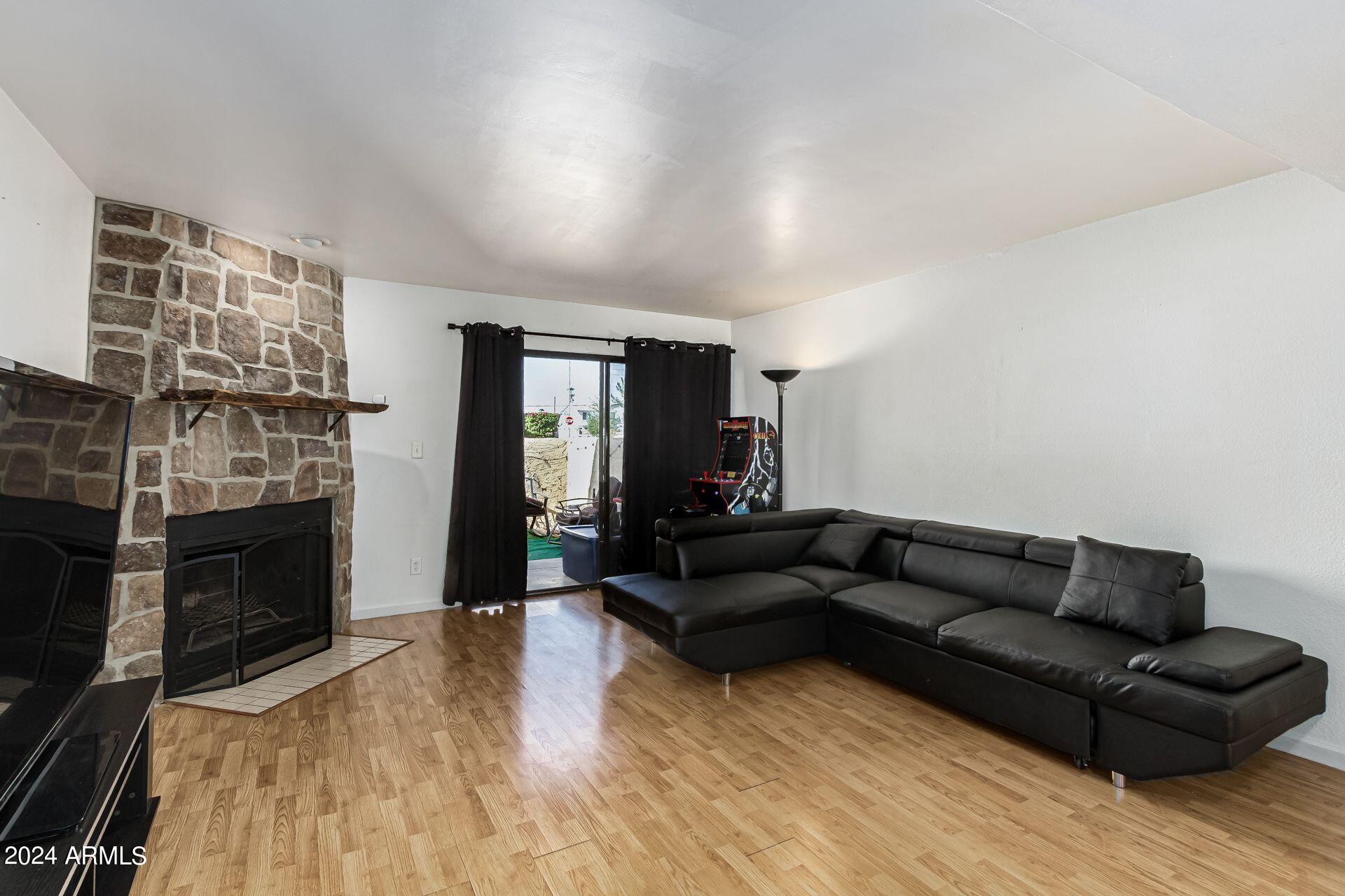 2165 E UNIVERSITY Drive, 205