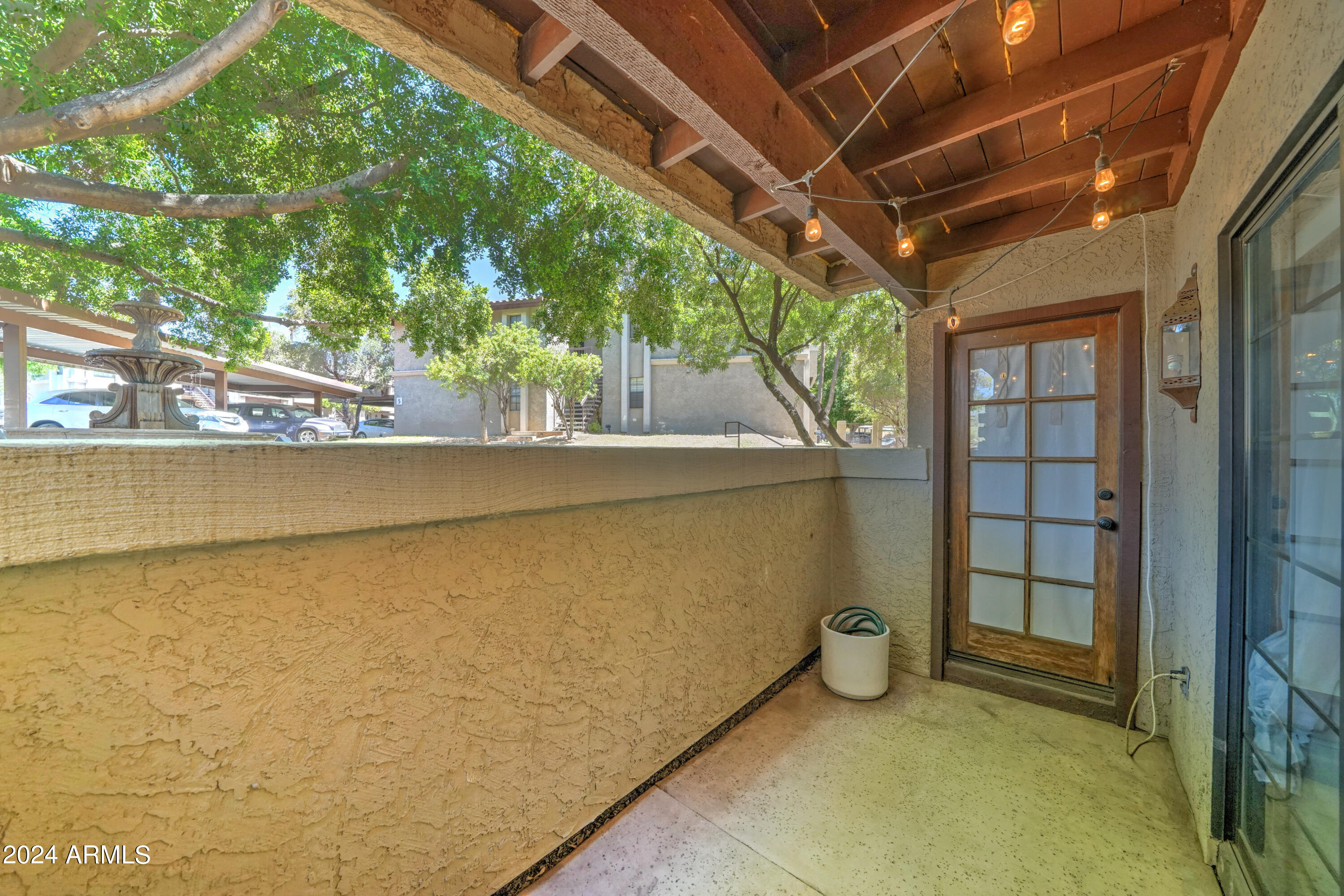 7557 N DREAMY DRAW Drive, 124