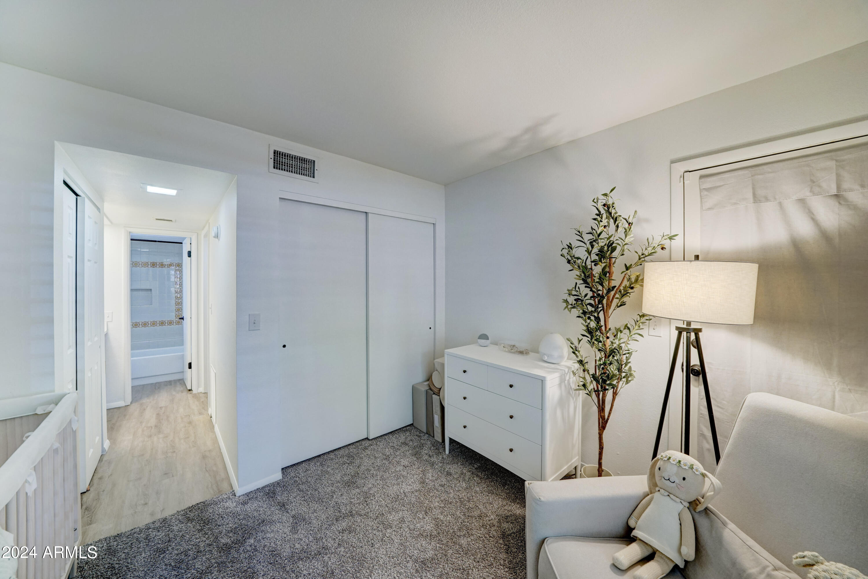 7557 N DREAMY DRAW Drive, 124