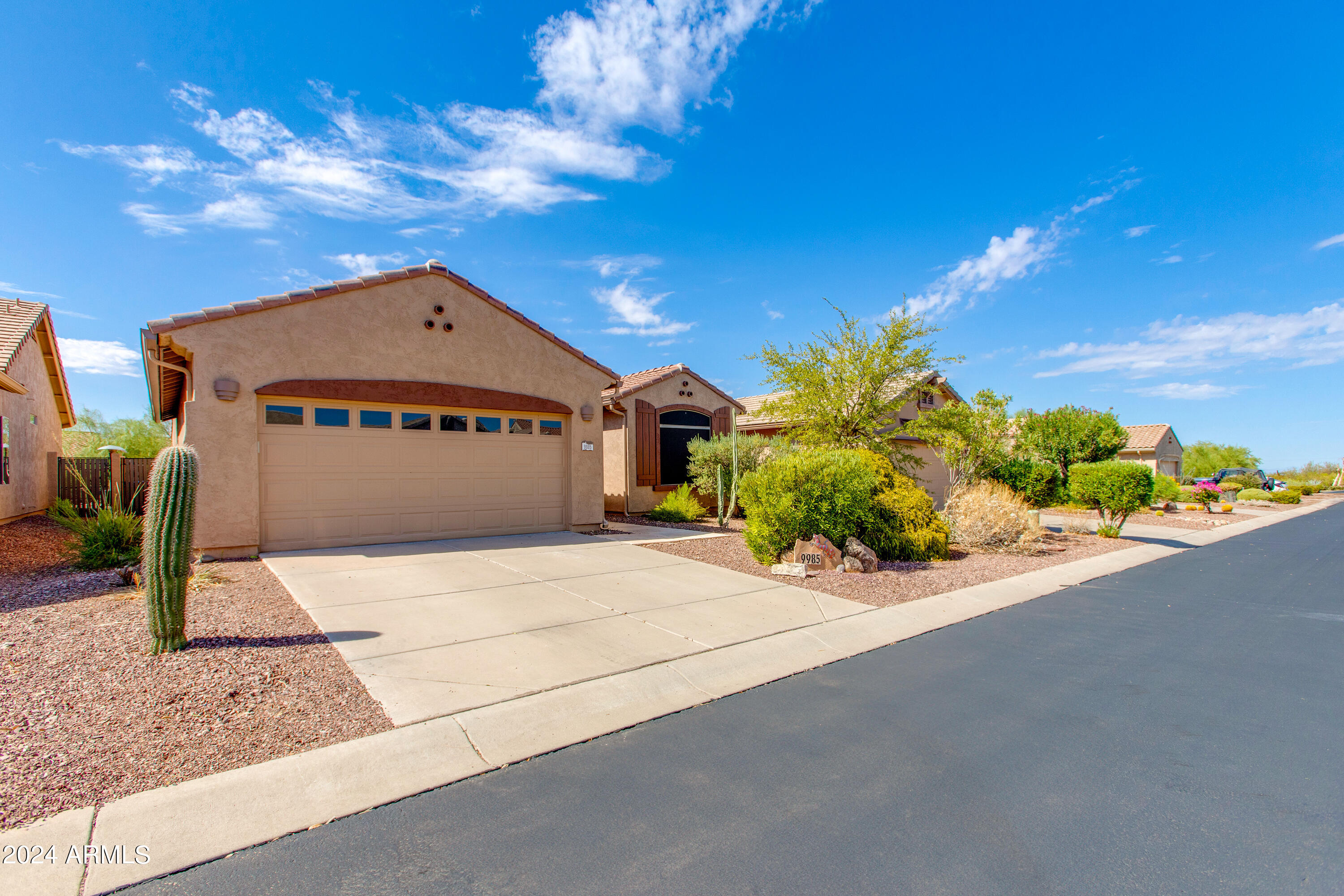 9985 E LEGEND Court