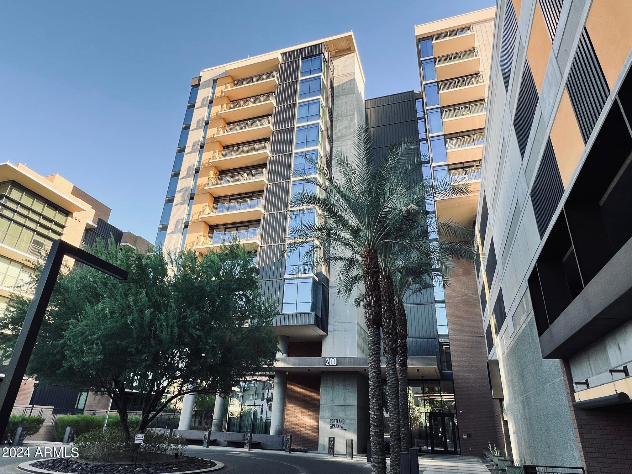 200 W Portland Street 627