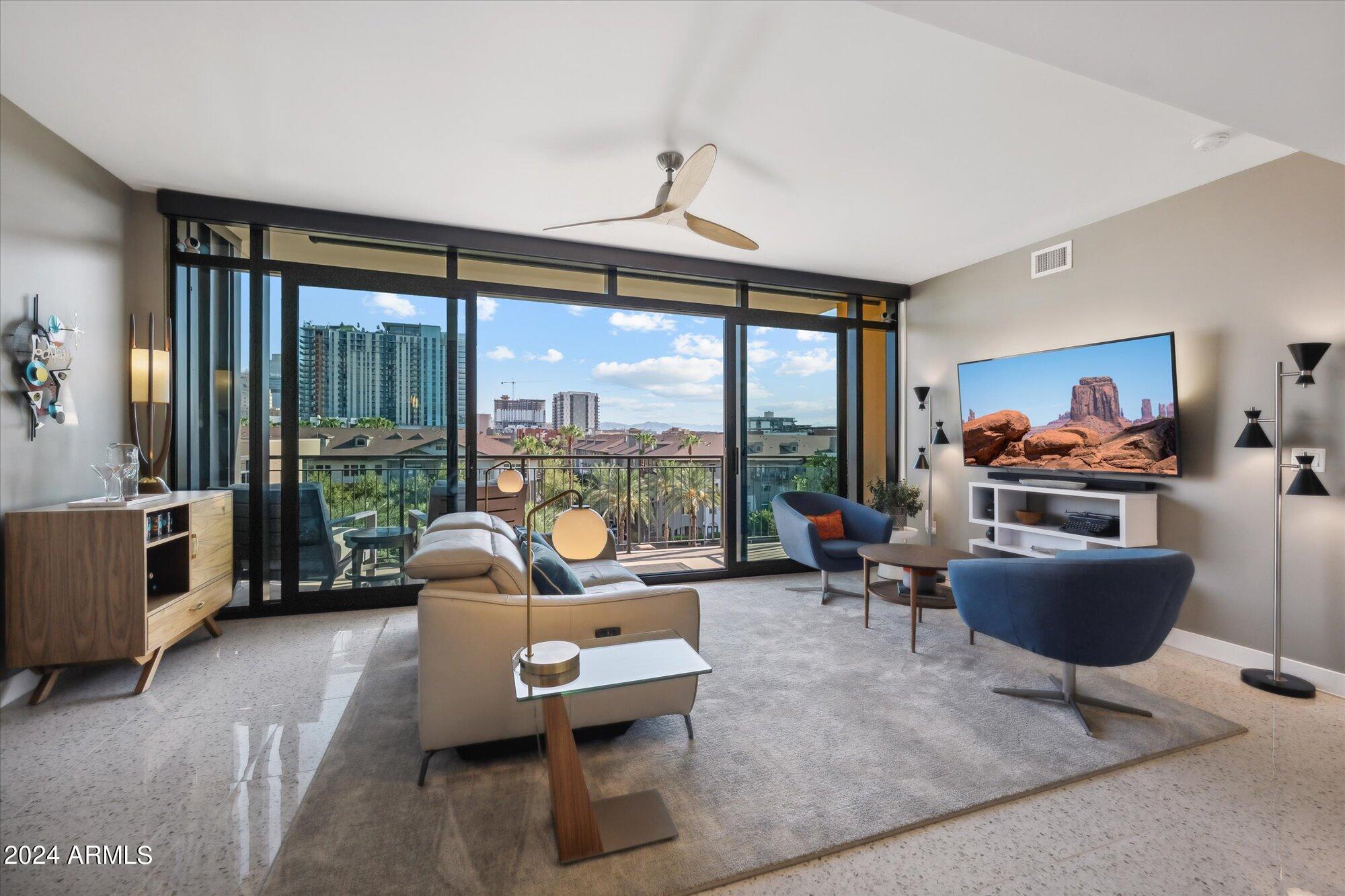 200 W Portland Street 627