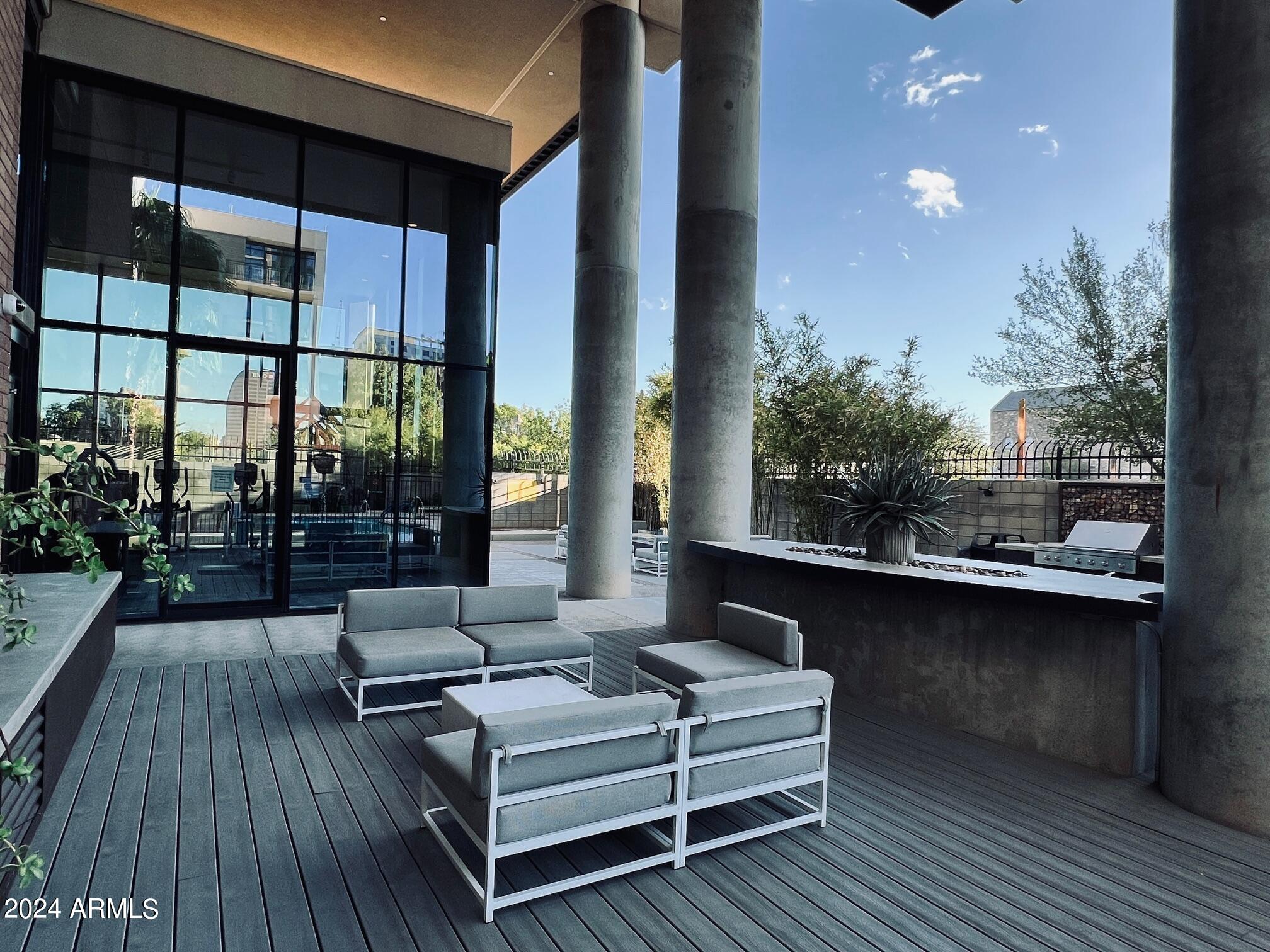 200 W Portland Street 627