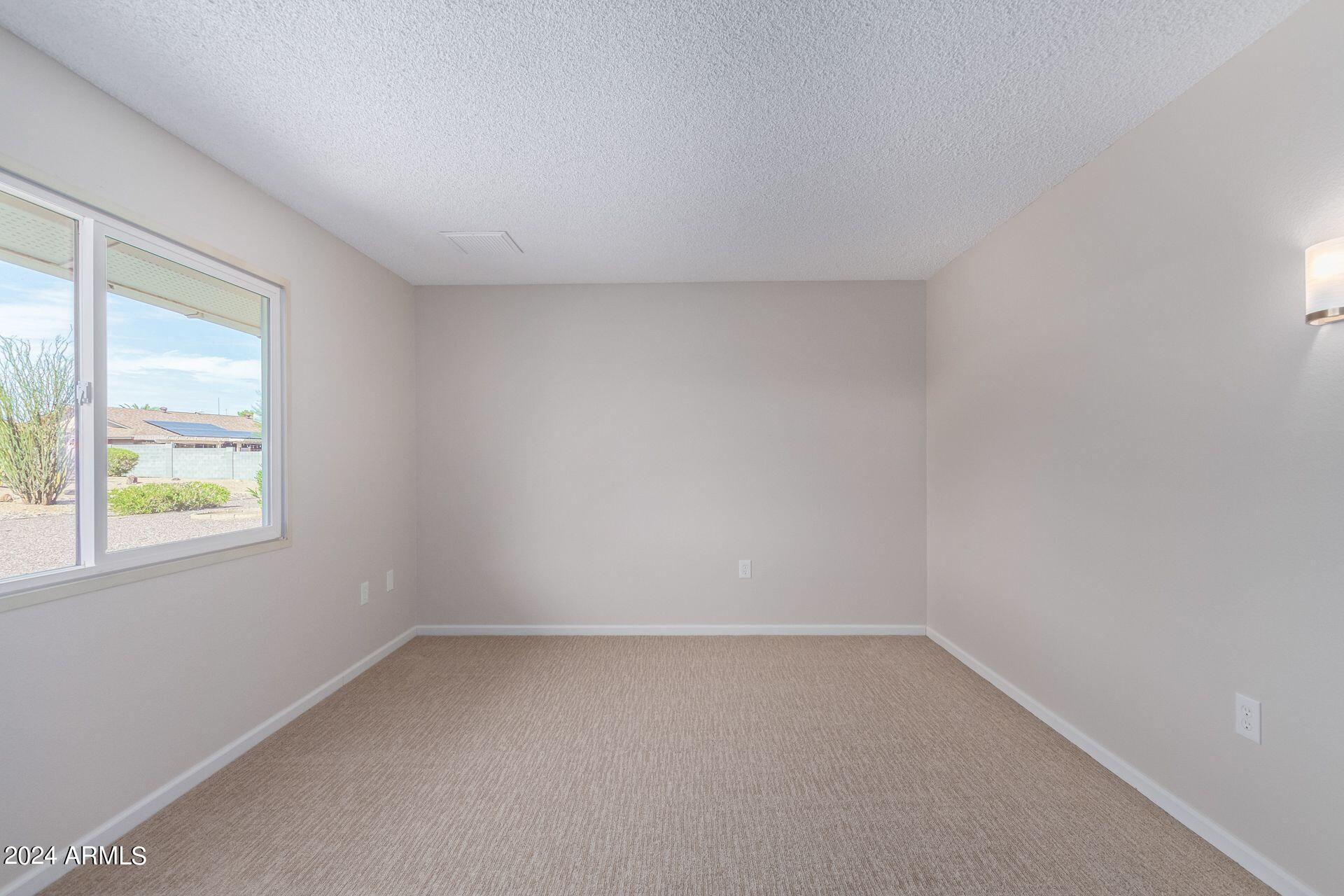 12432 W SPRING RIDGE Drive