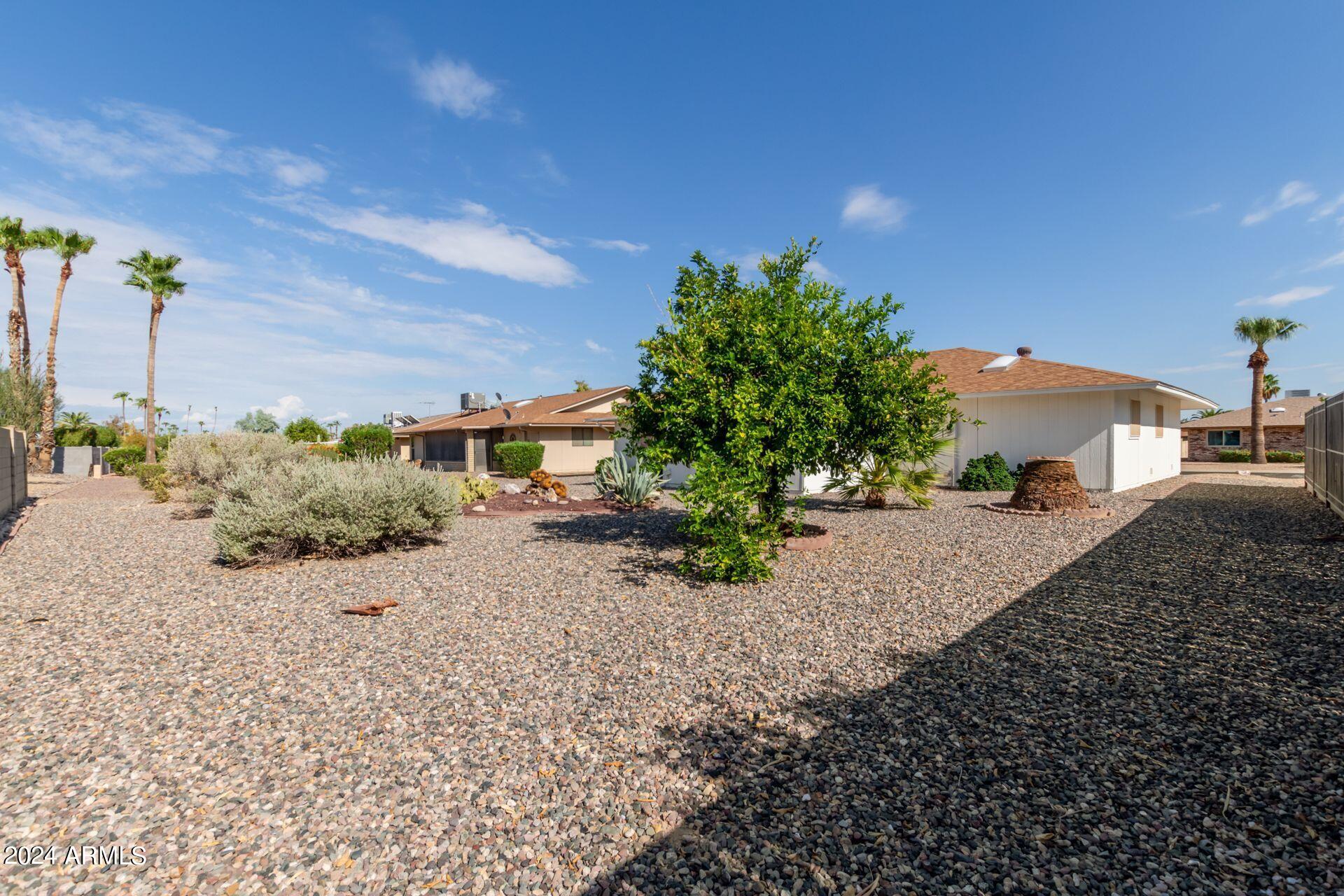 12432 W SPRING RIDGE Drive