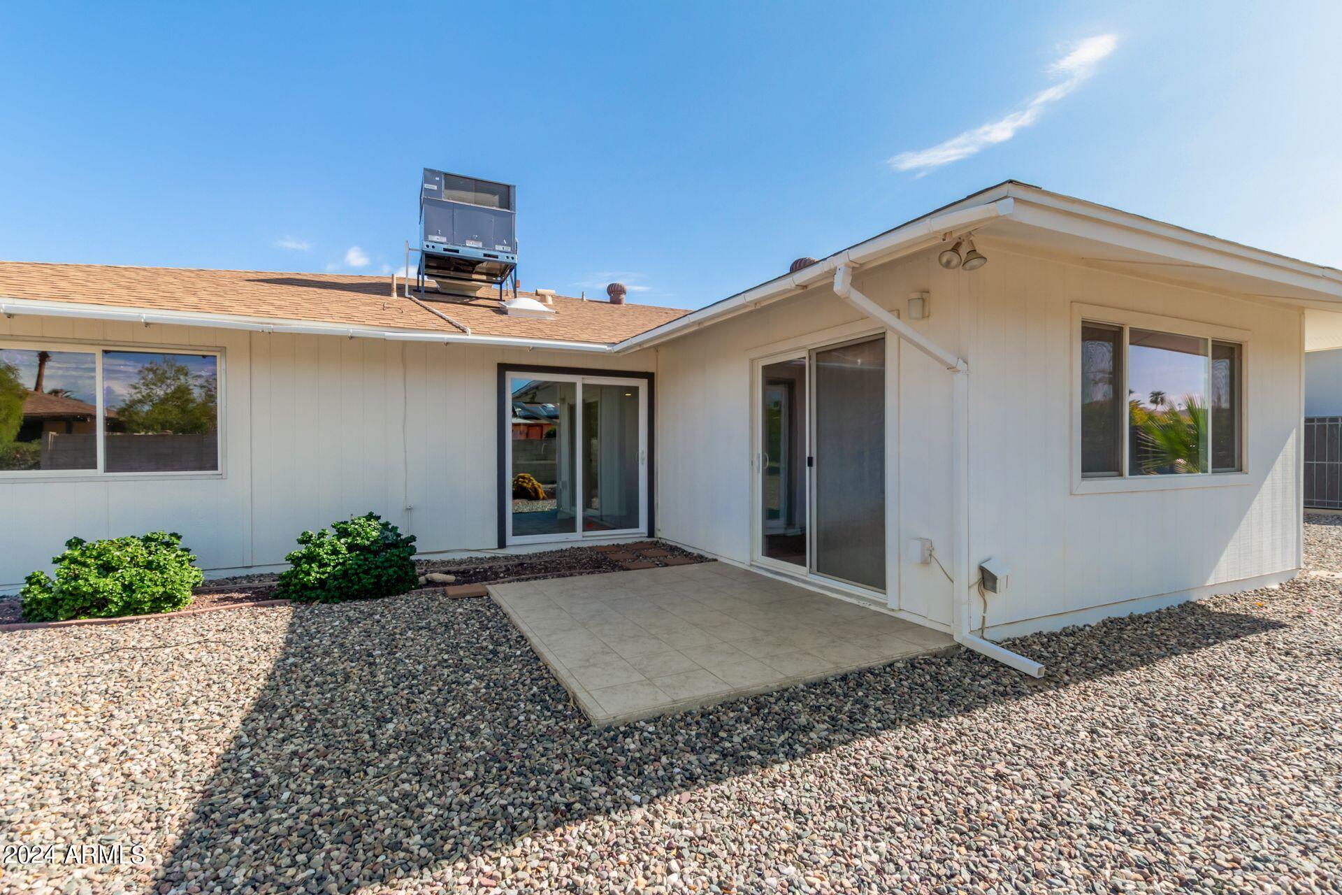 12432 W SPRING RIDGE Drive