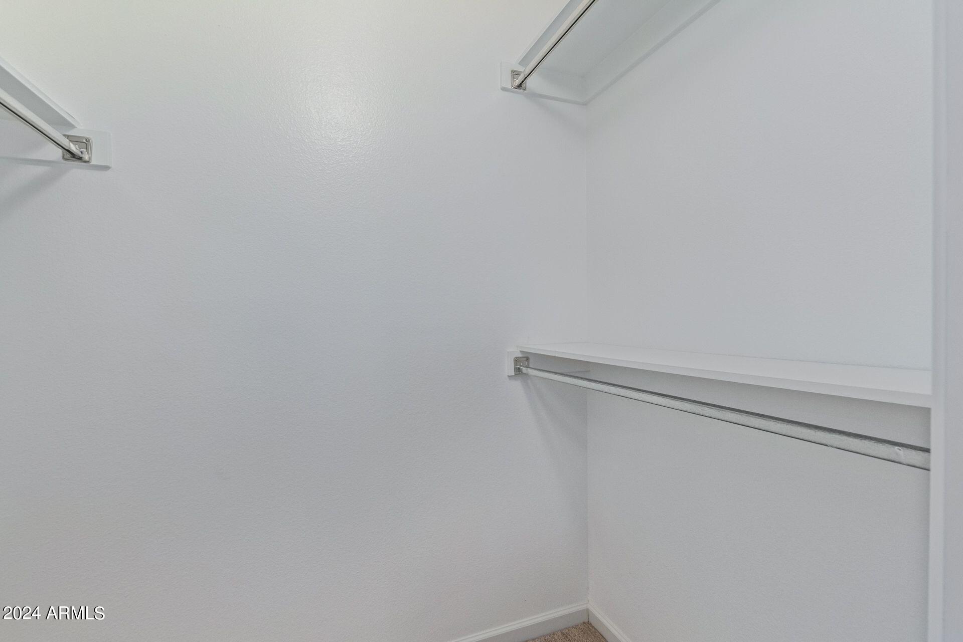 12432 W SPRING RIDGE Drive