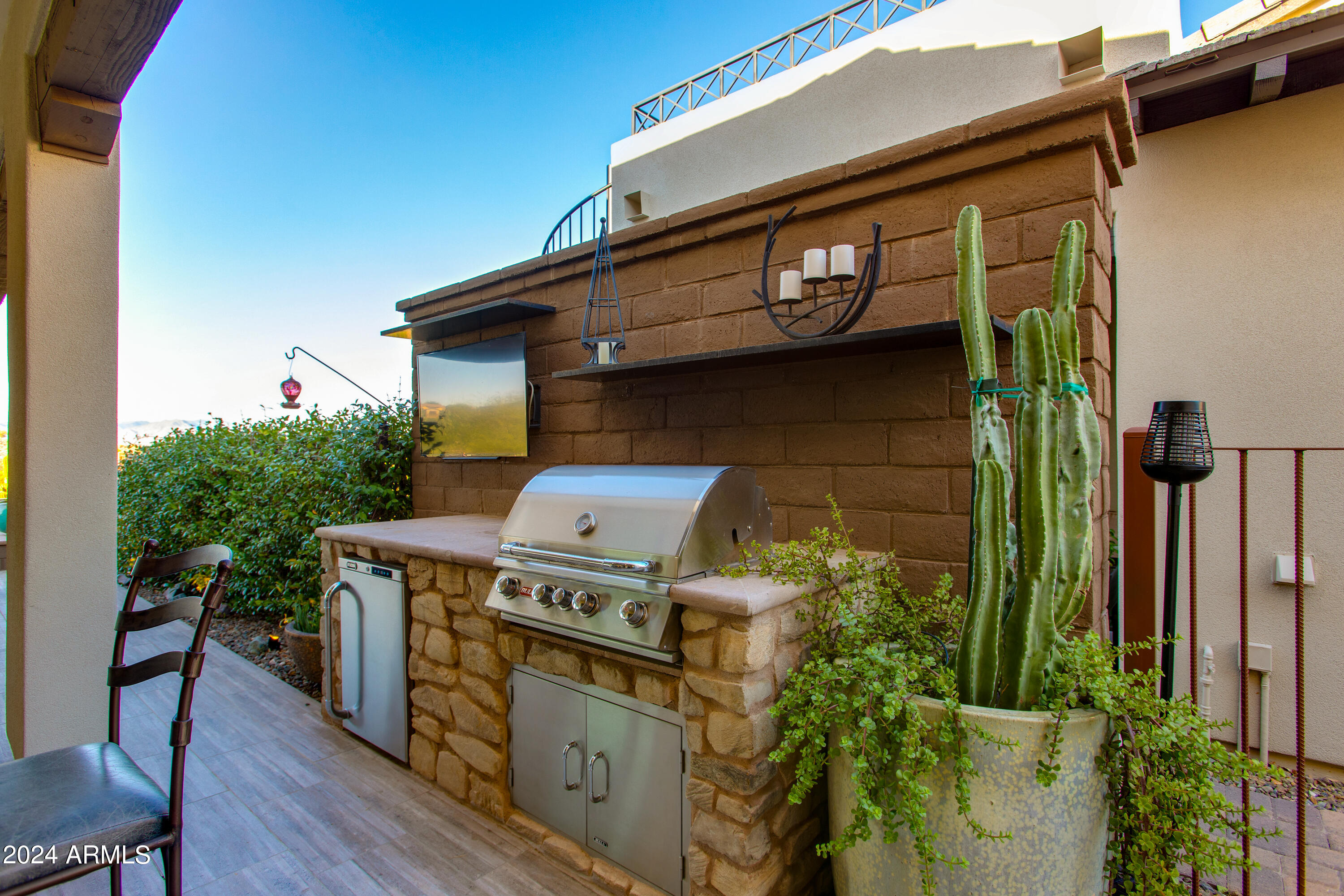 3274 MAVERICK Drive