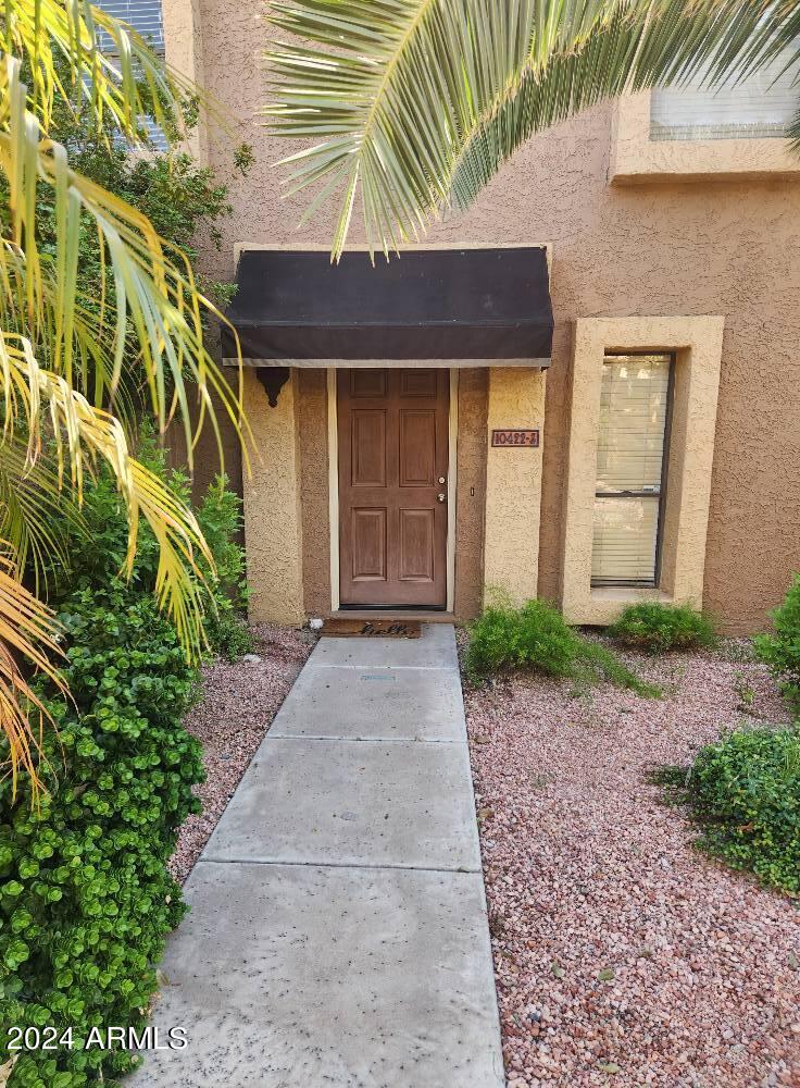 10422 N 11TH Place, 3