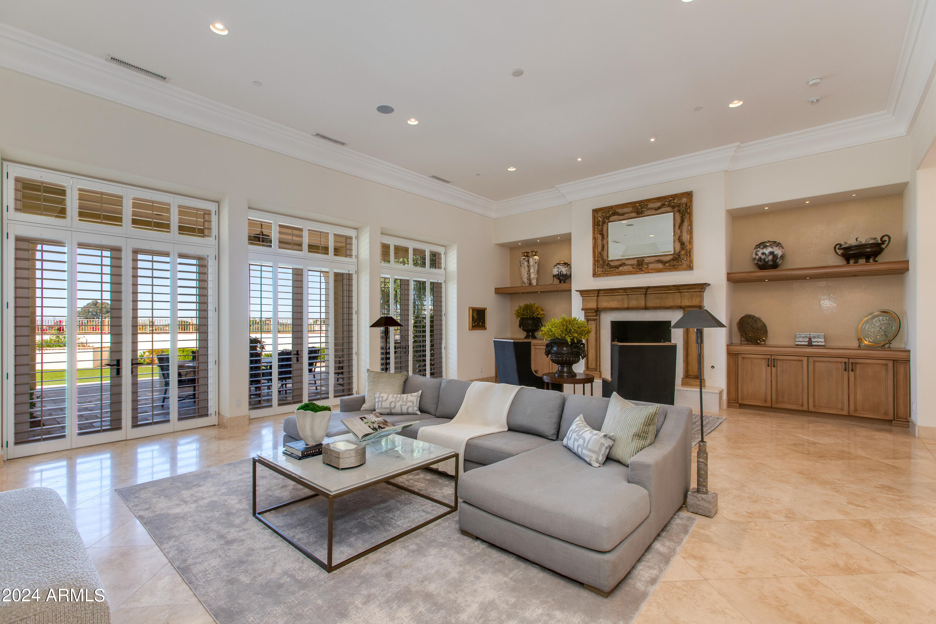 3905 E SIERRA VISTA Drive