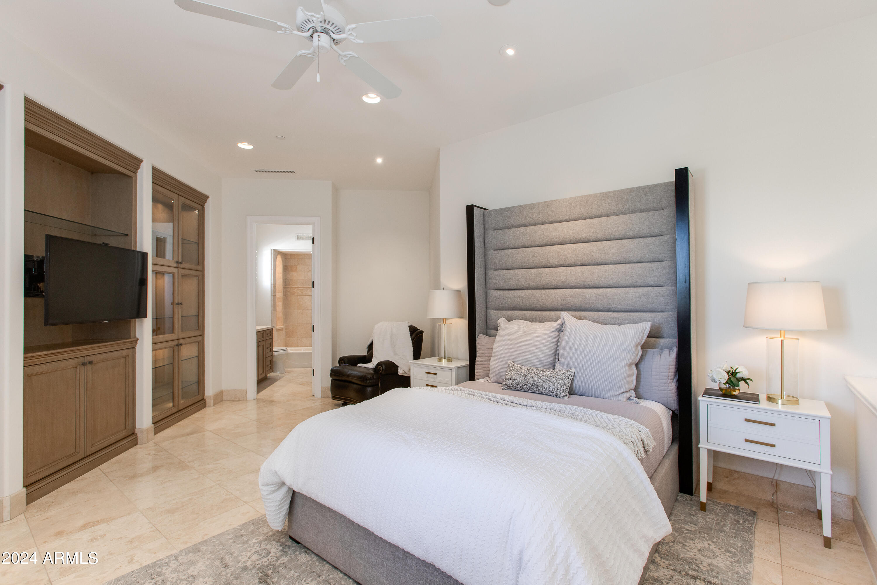 3905 E SIERRA VISTA Drive