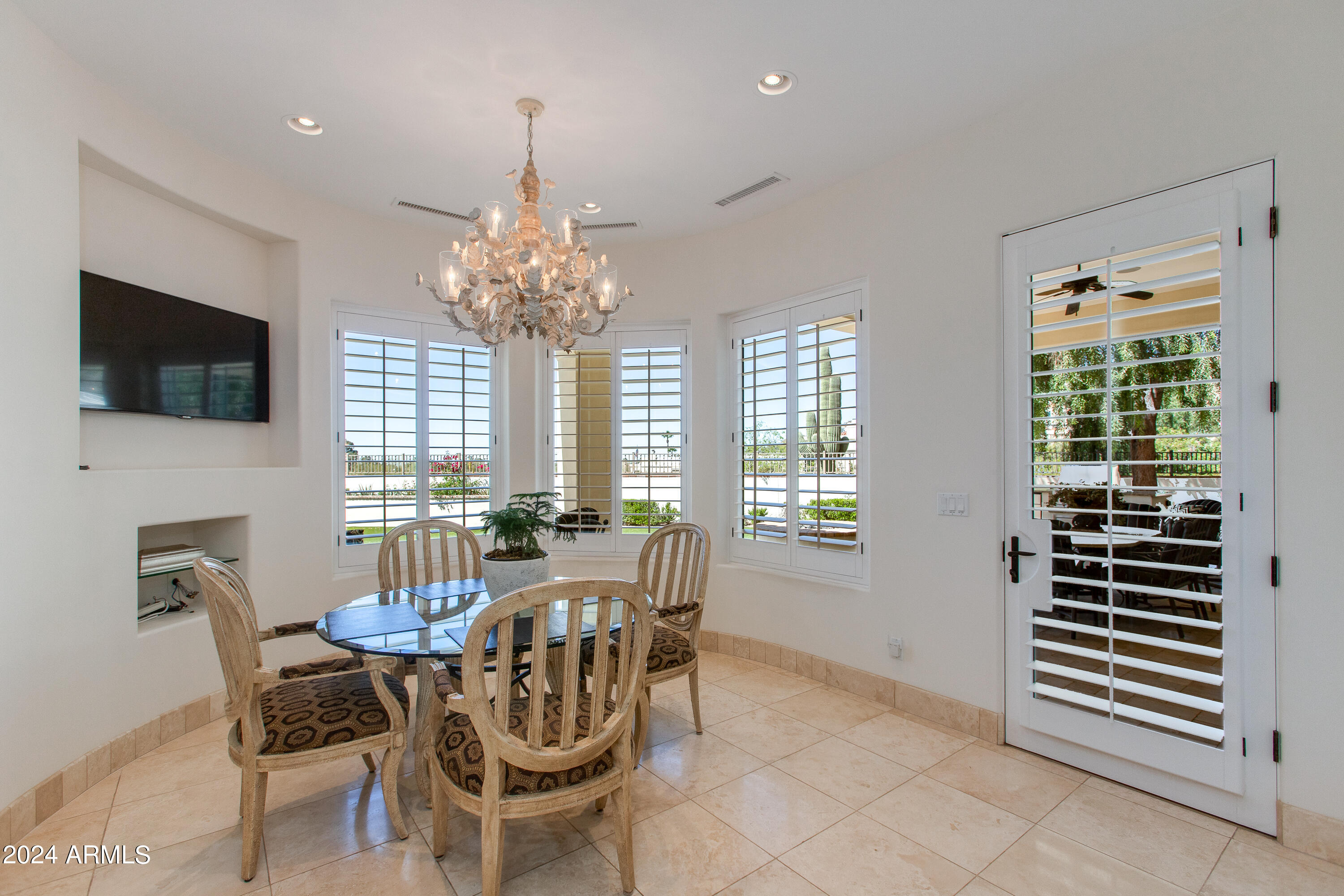 3905 E SIERRA VISTA Drive