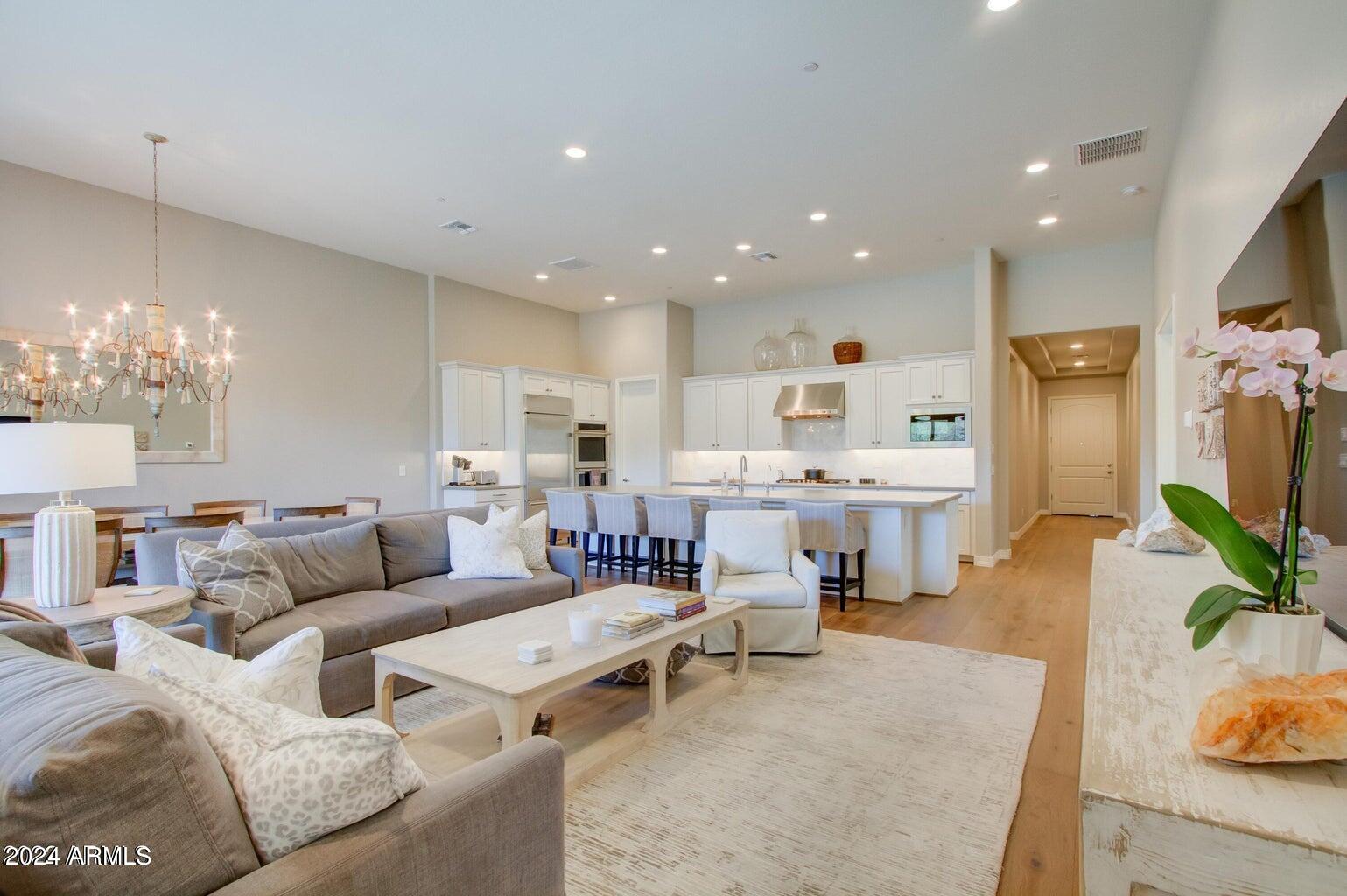 7487 E CASITAS DEL RIO Drive