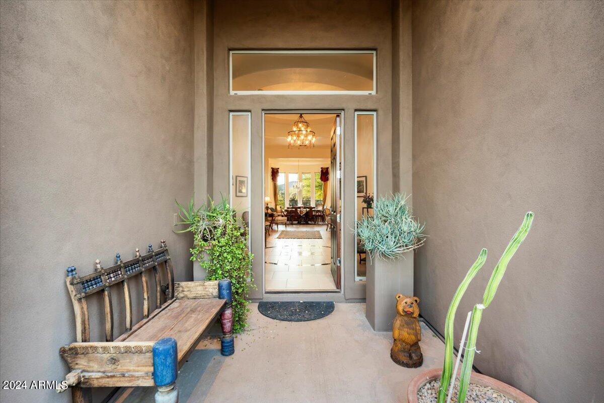 10154 E HAPPY HOLLOW Drive