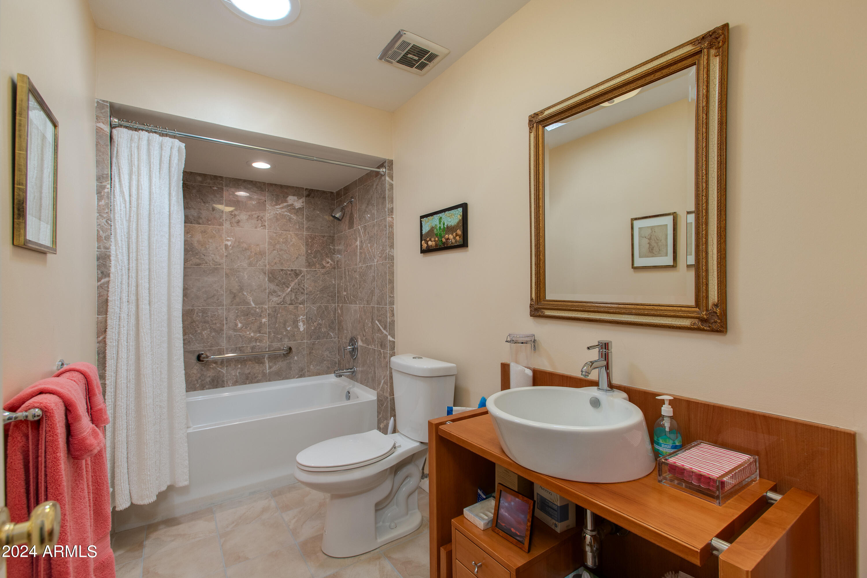 4800 N 68TH Street, 151