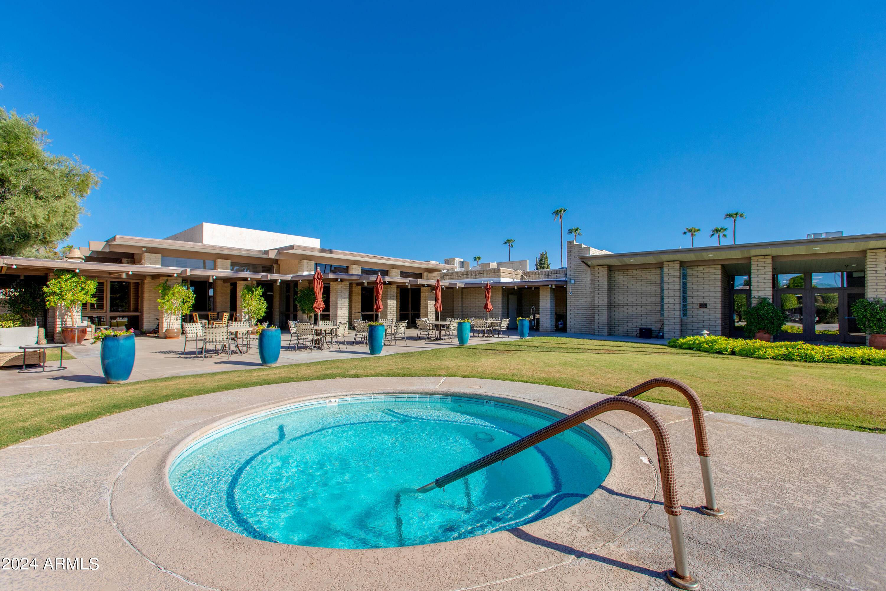 4800 N 68TH Street, 151