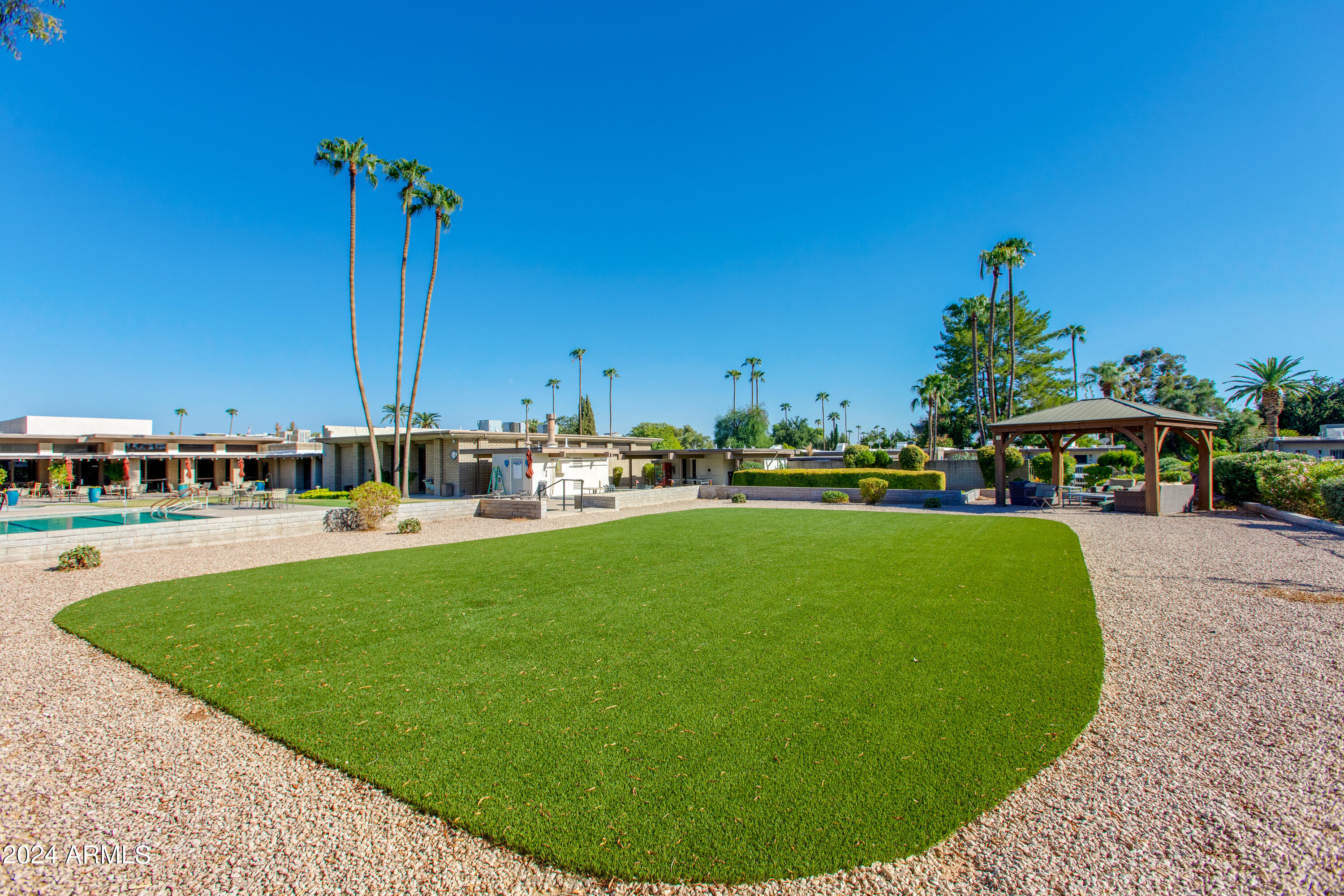 4800 N 68TH Street, 151