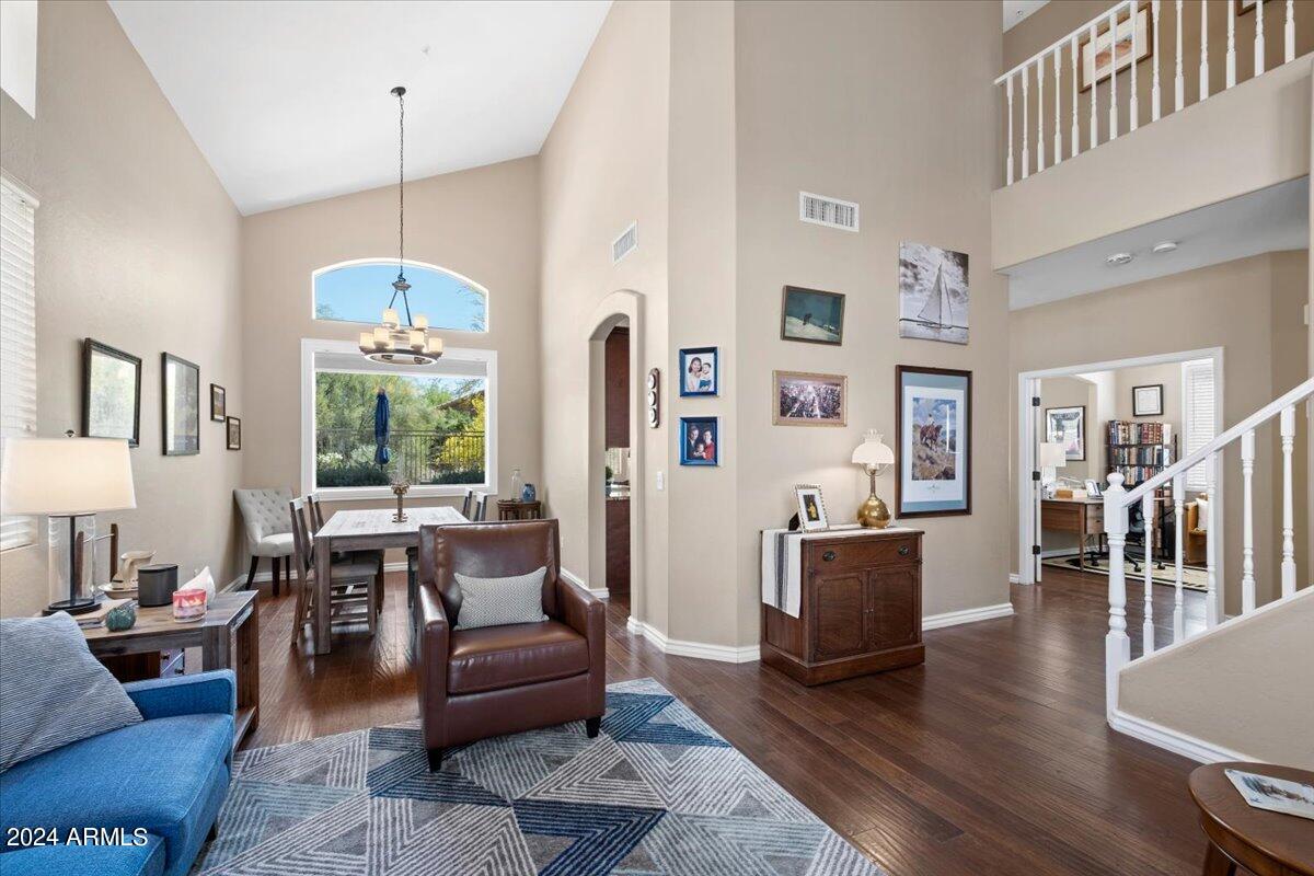 10577 E STAR OF THE DESERT Drive