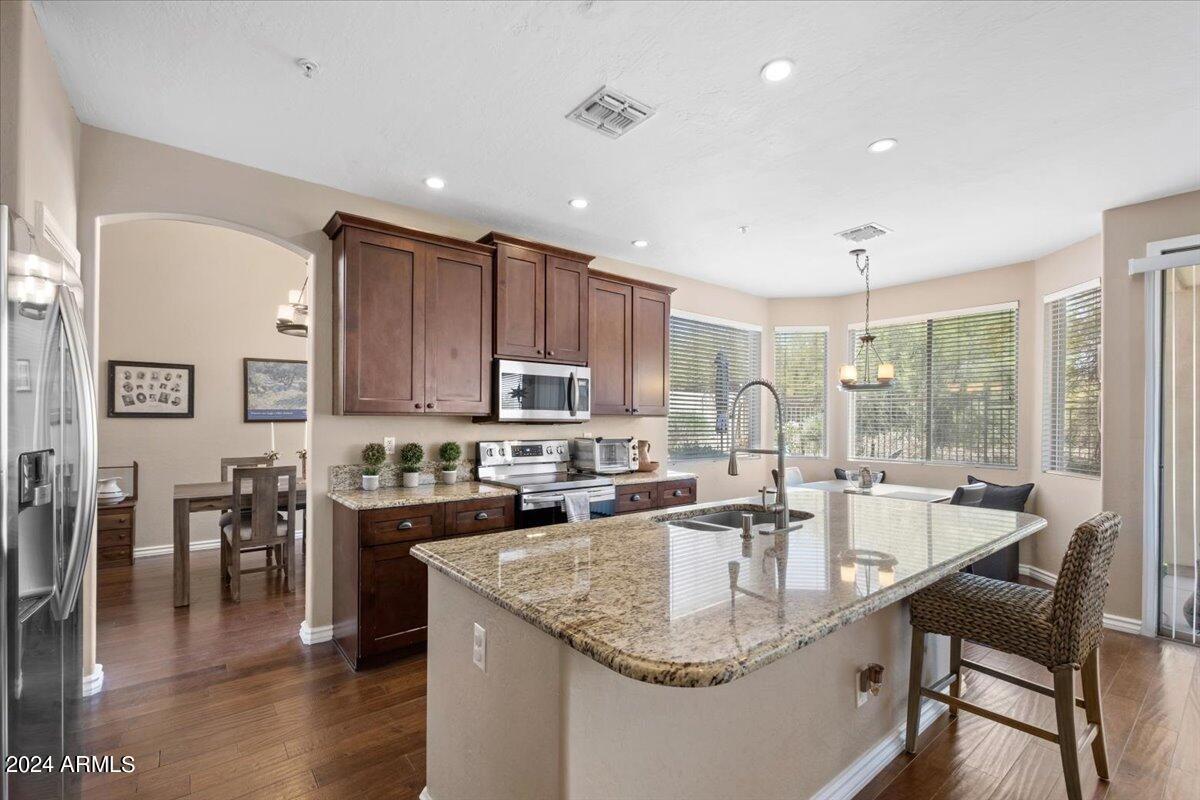 10577 E STAR OF THE DESERT Drive