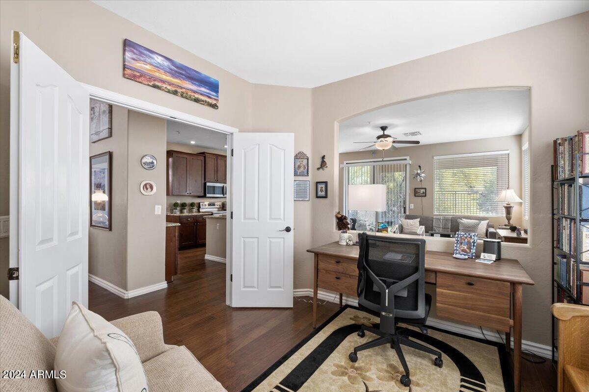 10577 E STAR OF THE DESERT Drive