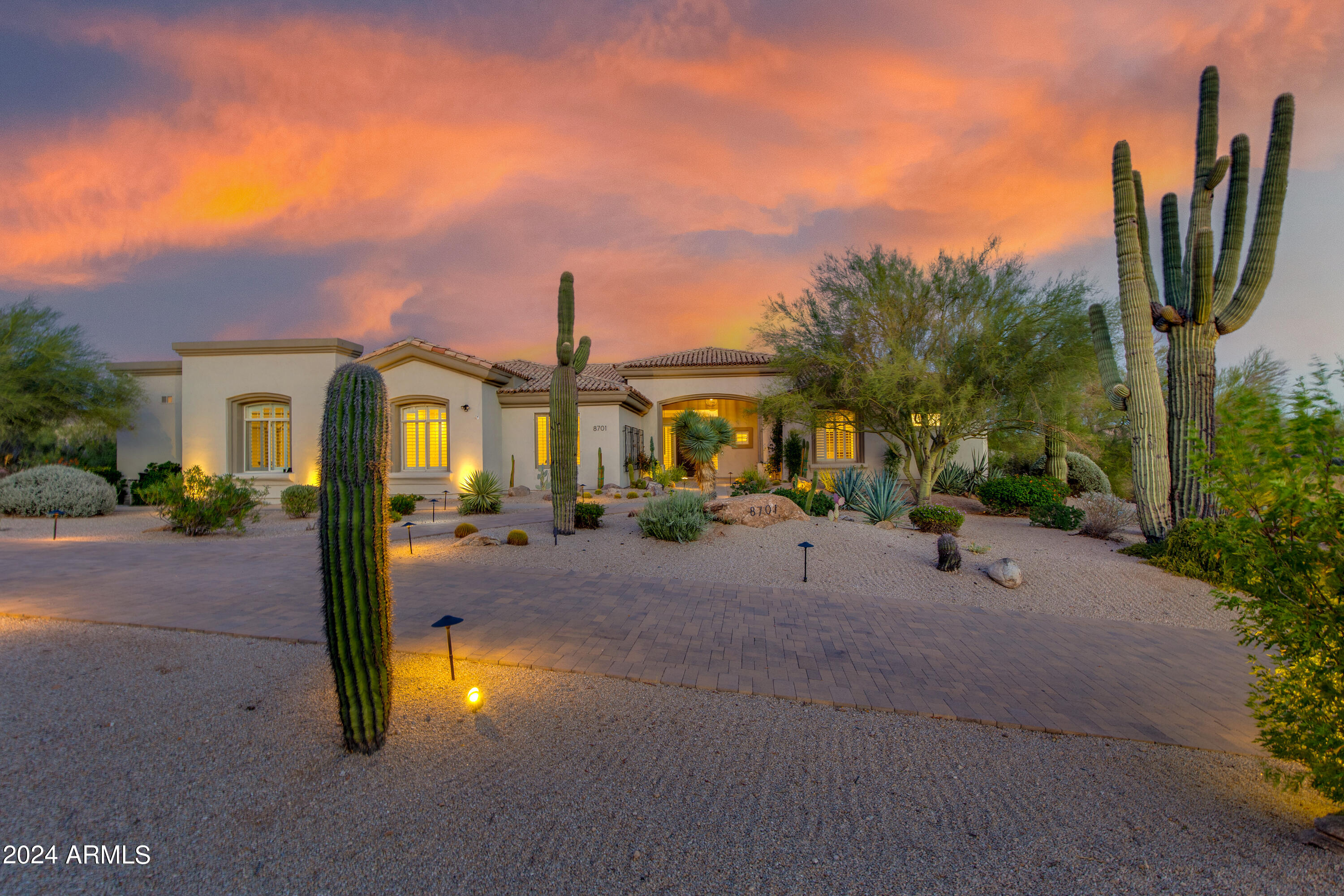 8701 E REMUDA Drive