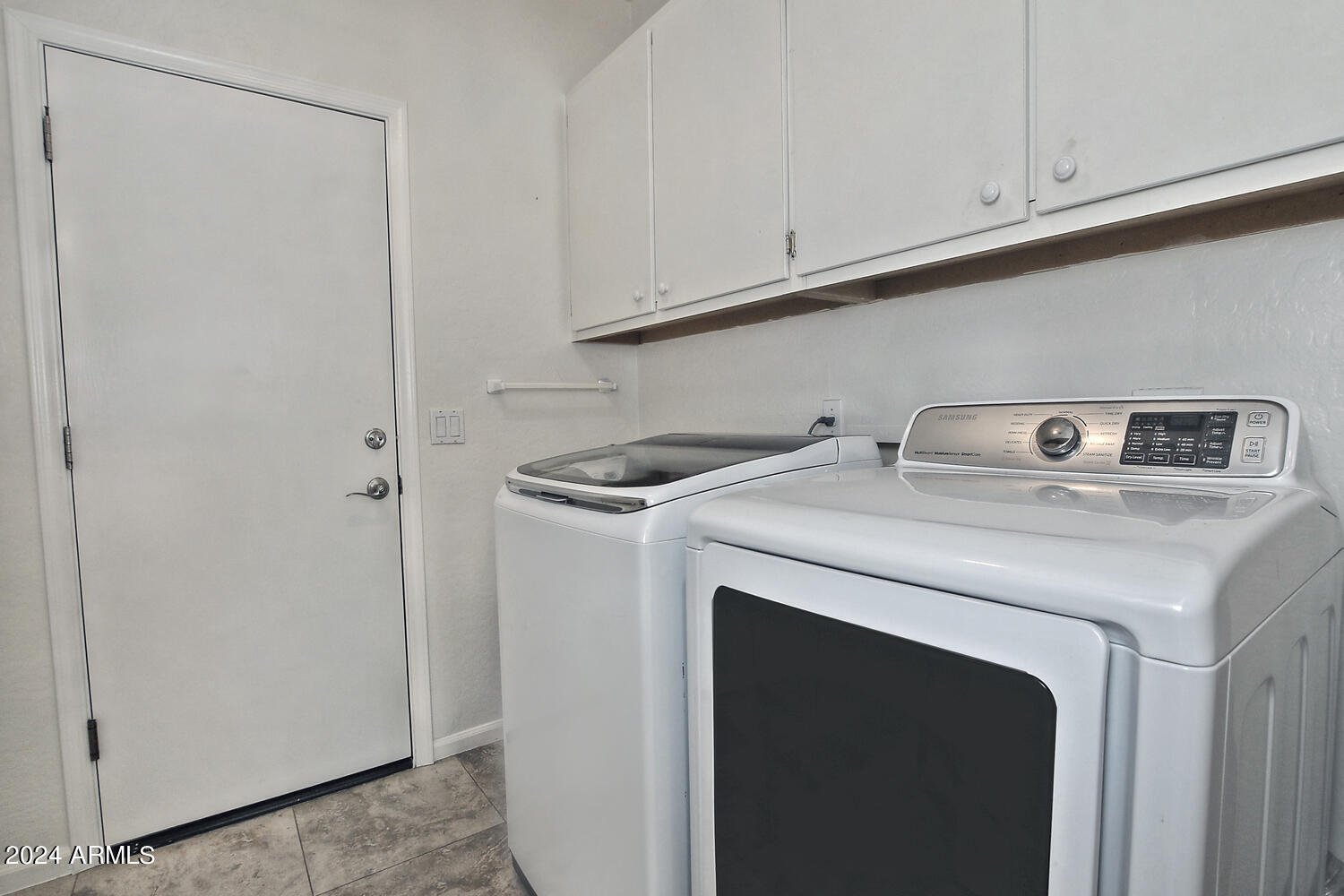 4623 E ROY ROGERS Road