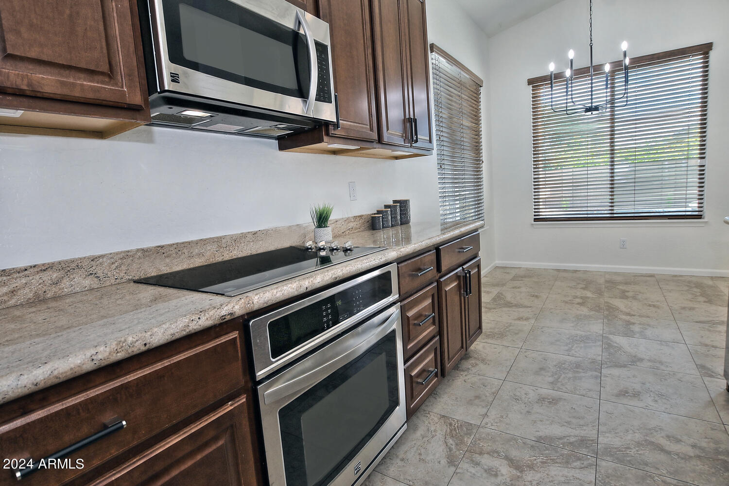 4623 E ROY ROGERS Road