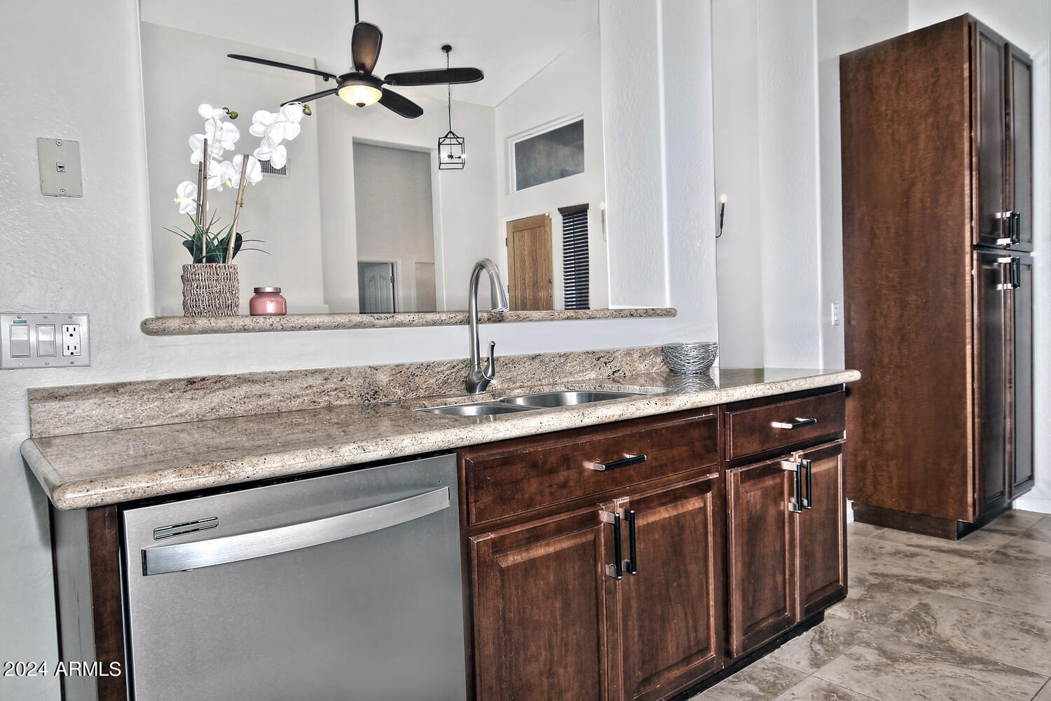 4623 E ROY ROGERS Road