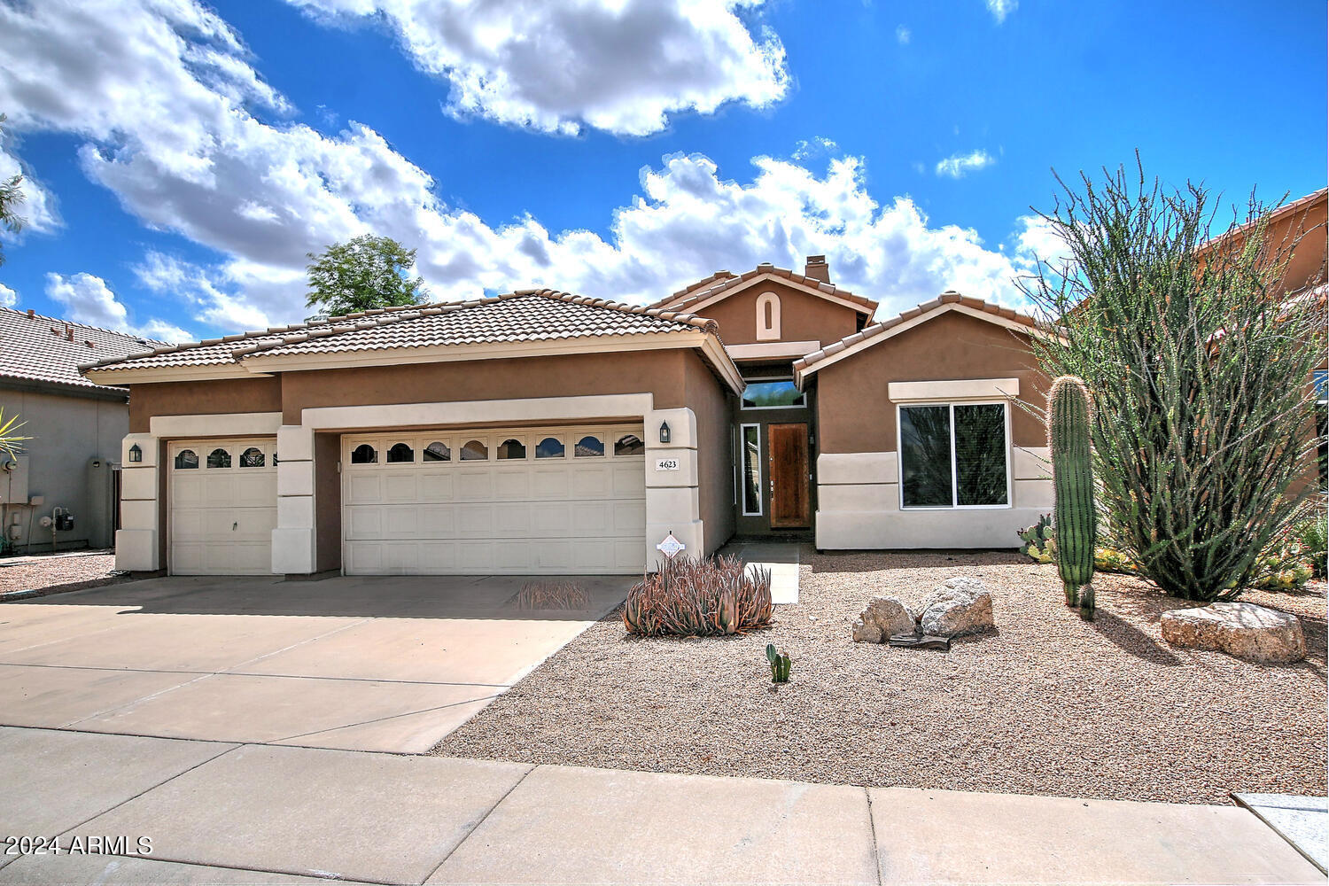 4623 E ROY ROGERS Road