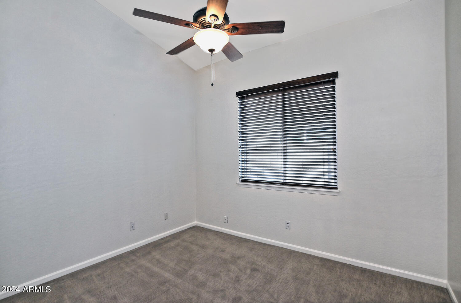 4623 E ROY ROGERS Road