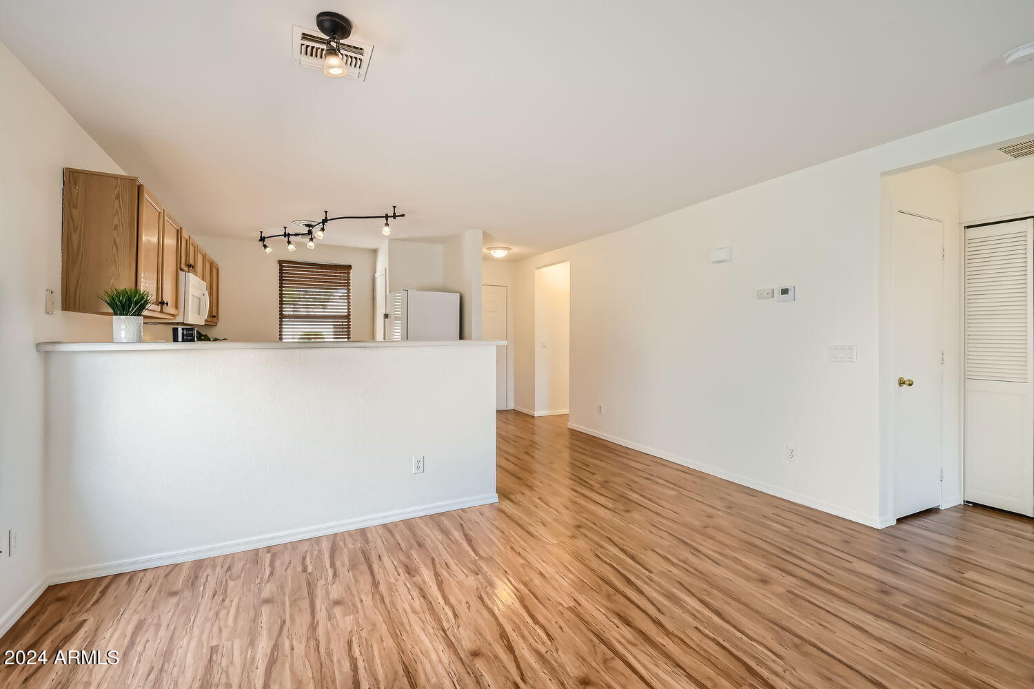 11405 W AMBER Trail