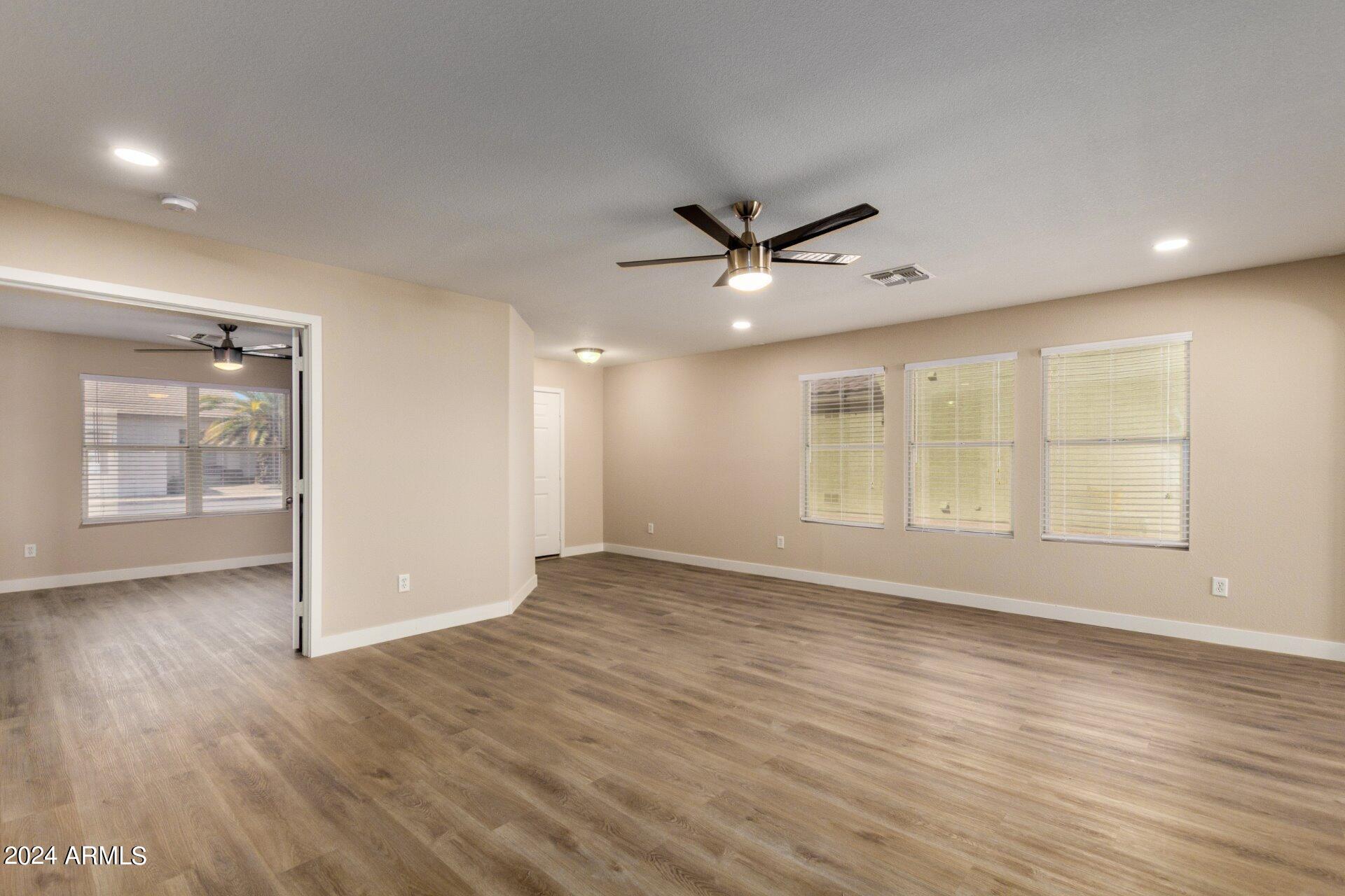 8141 E POSADA Avenue