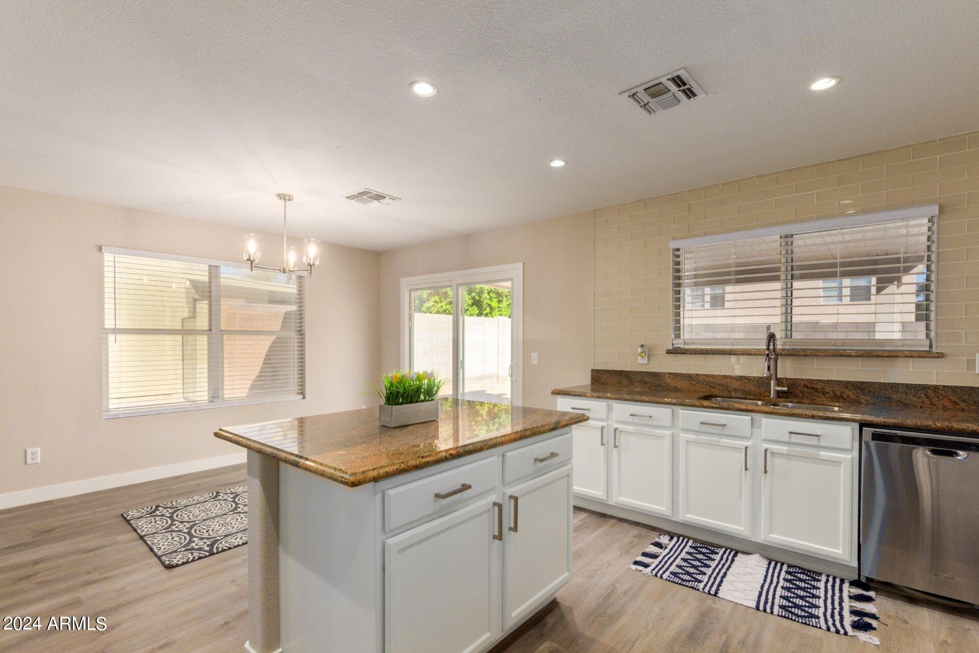 8141 E POSADA Avenue